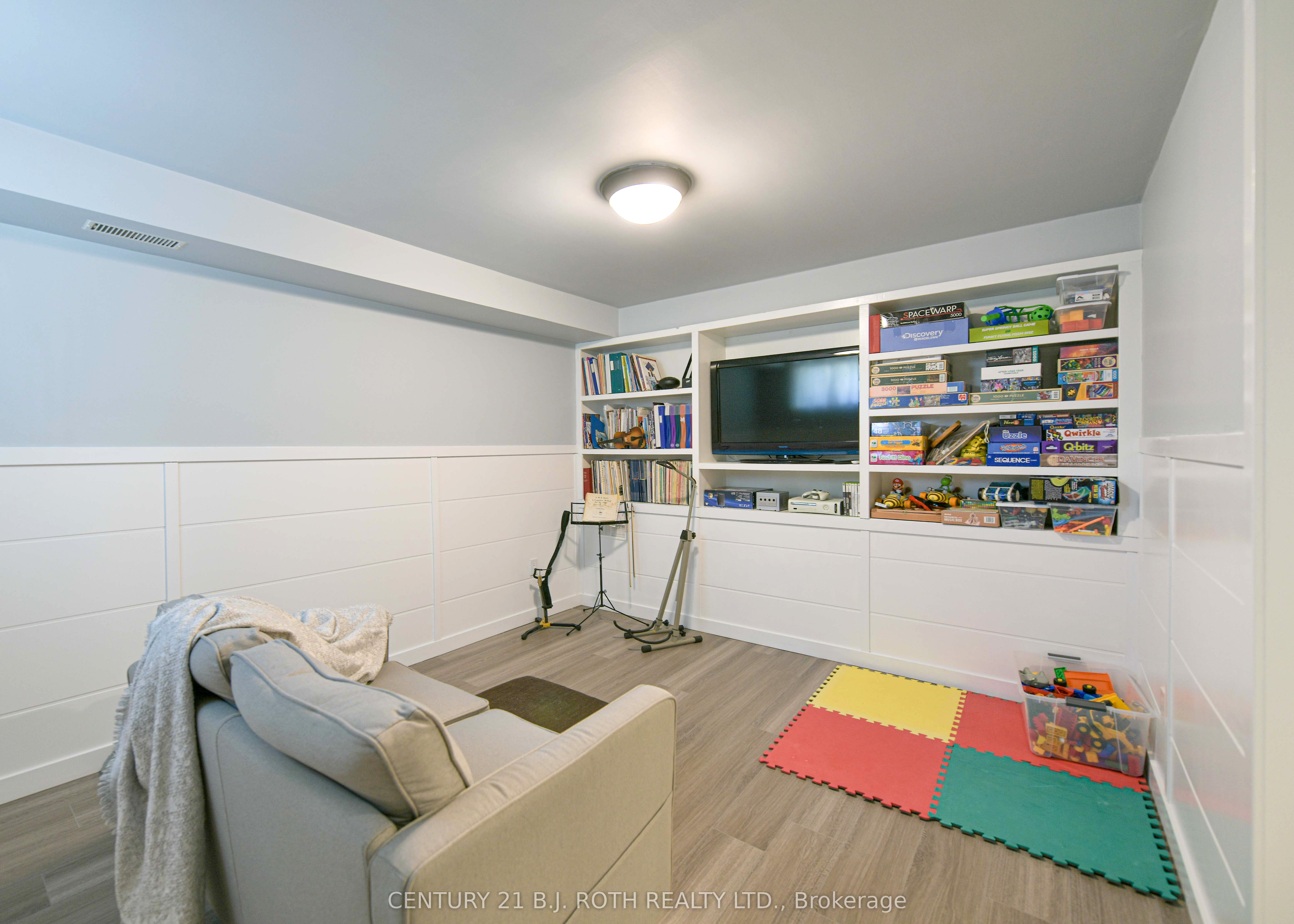 80 Coldwater Road W Property Photo 20
