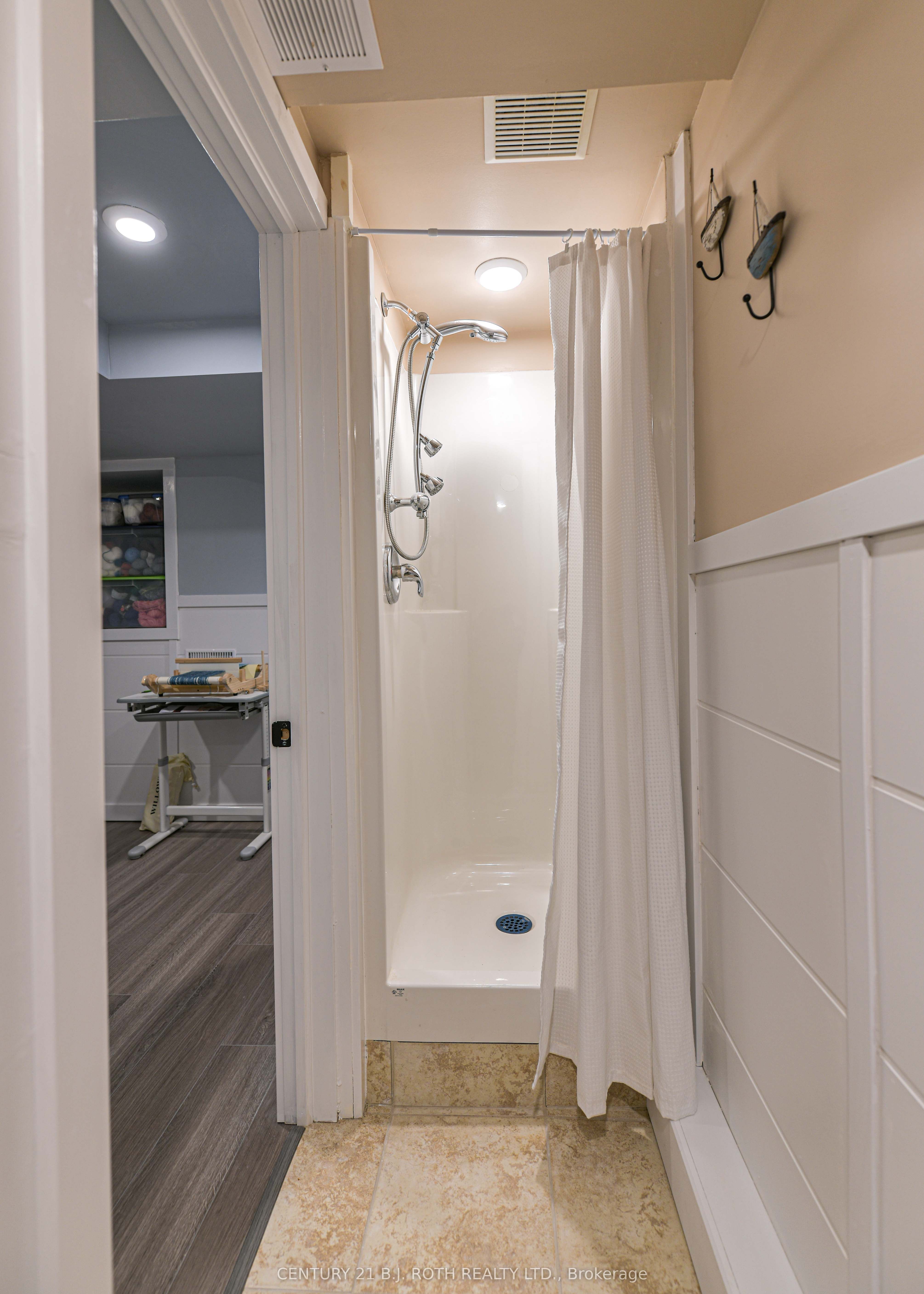 80 Coldwater Road W Property Photo 23