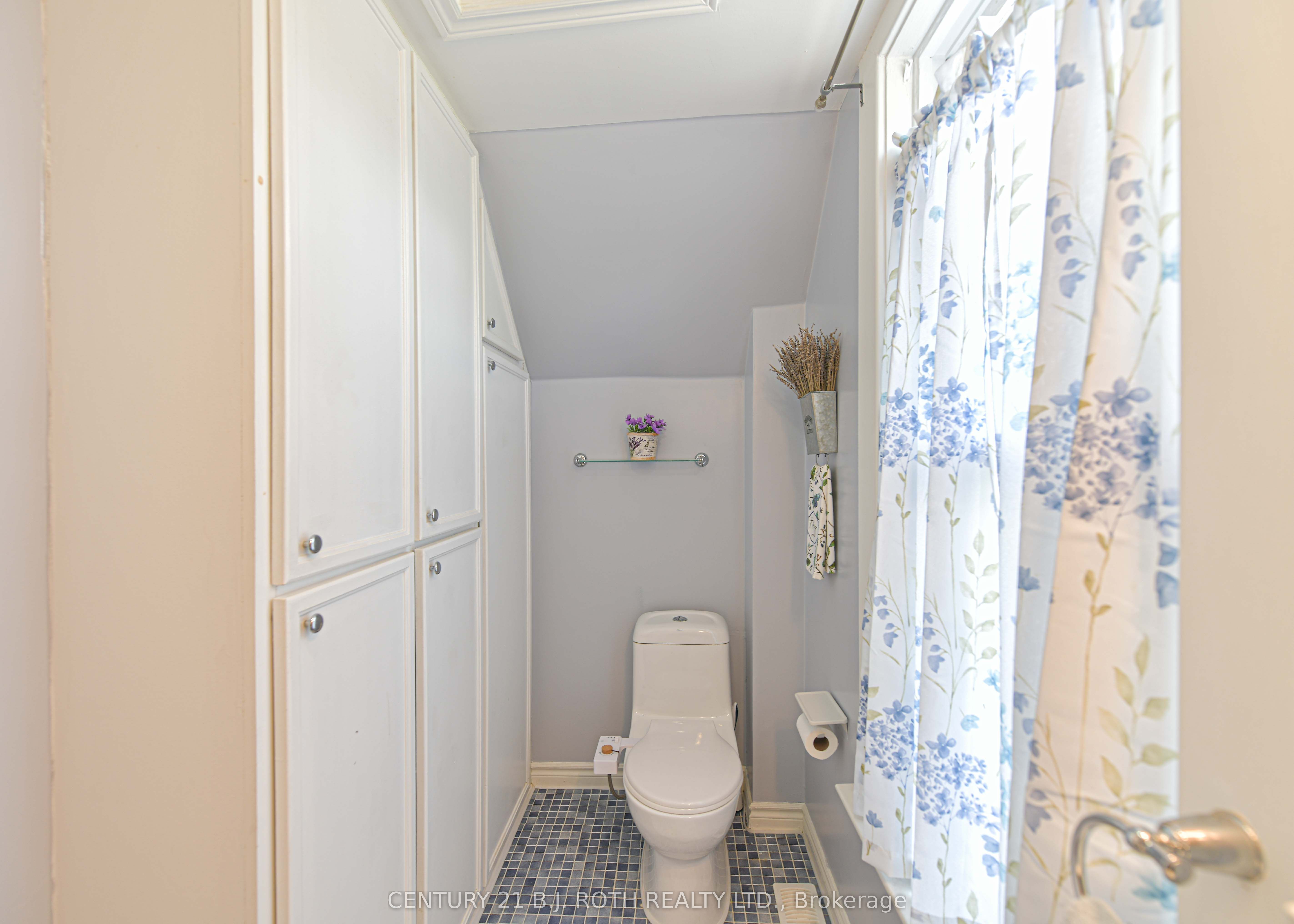 80 Coldwater Road W Property Photo 26