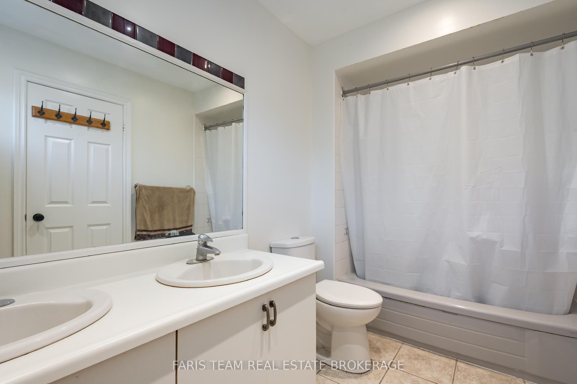 503 Grove Street E Property Photo 24