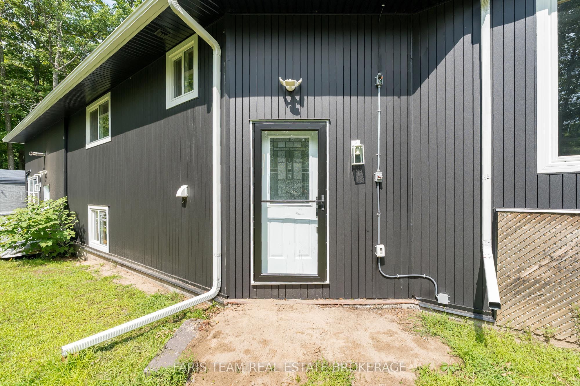 8 Joliet Crescent Property Photo 23