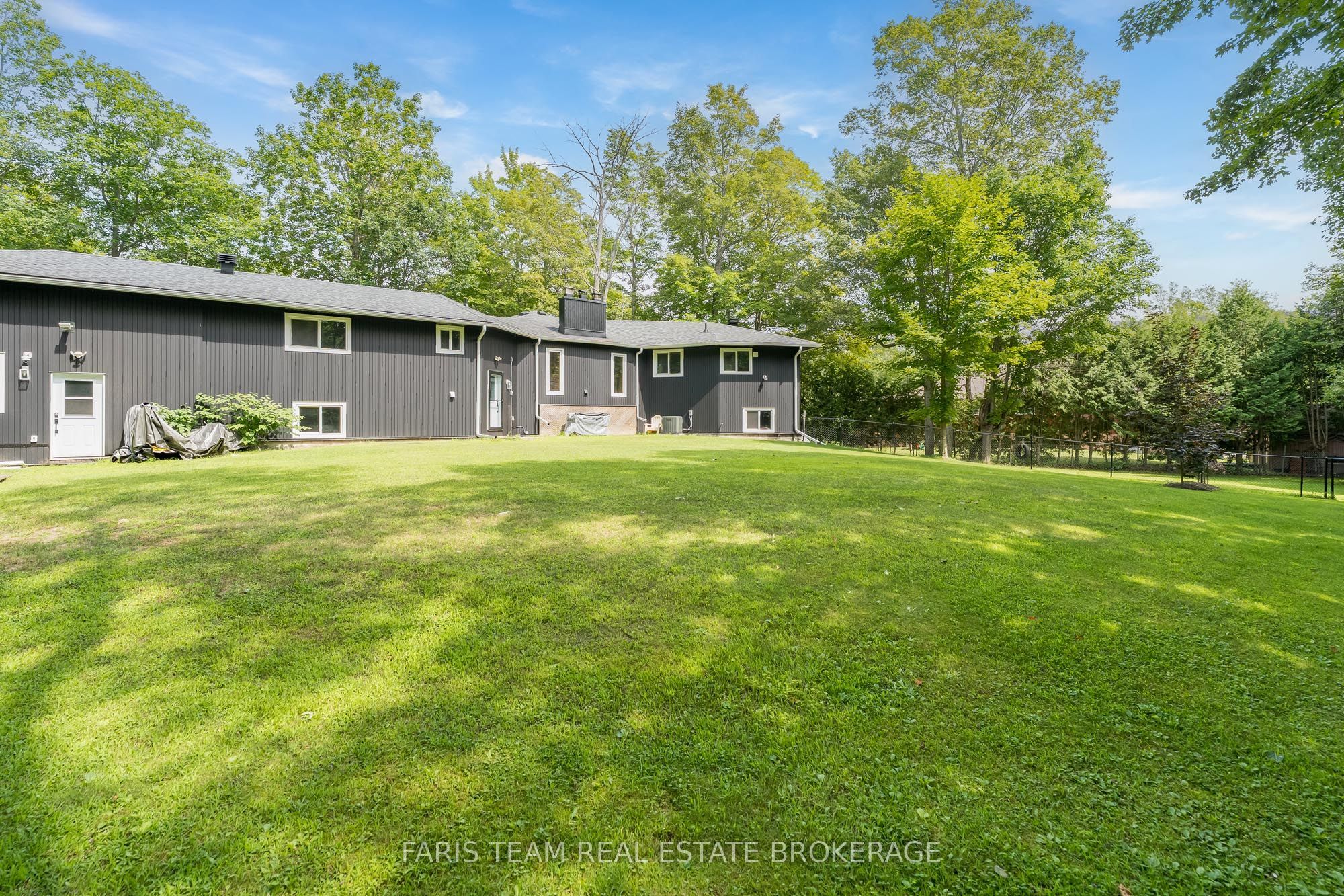 8 Joliet Crescent Property Photo 24