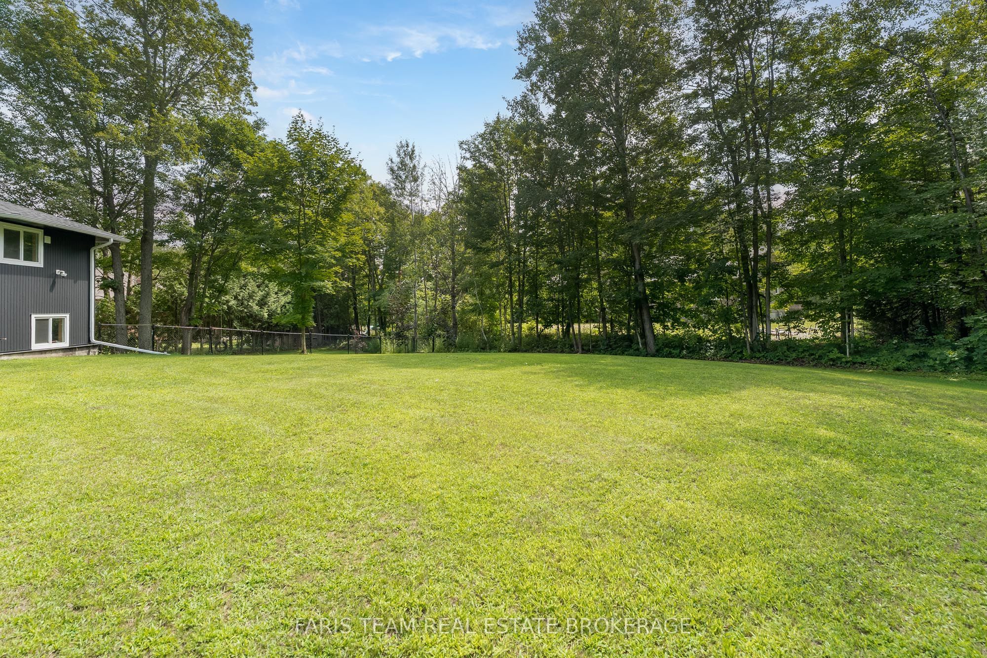 8 Joliet Crescent Property Photo 25