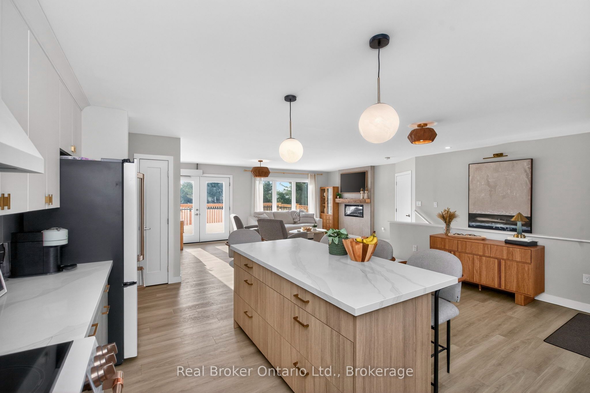 597 Lafontaine Road W Property Photo 4