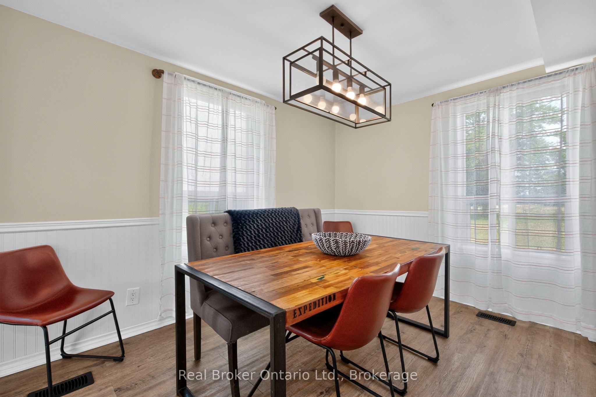 597 Lafontaine Road W Property Photo 13