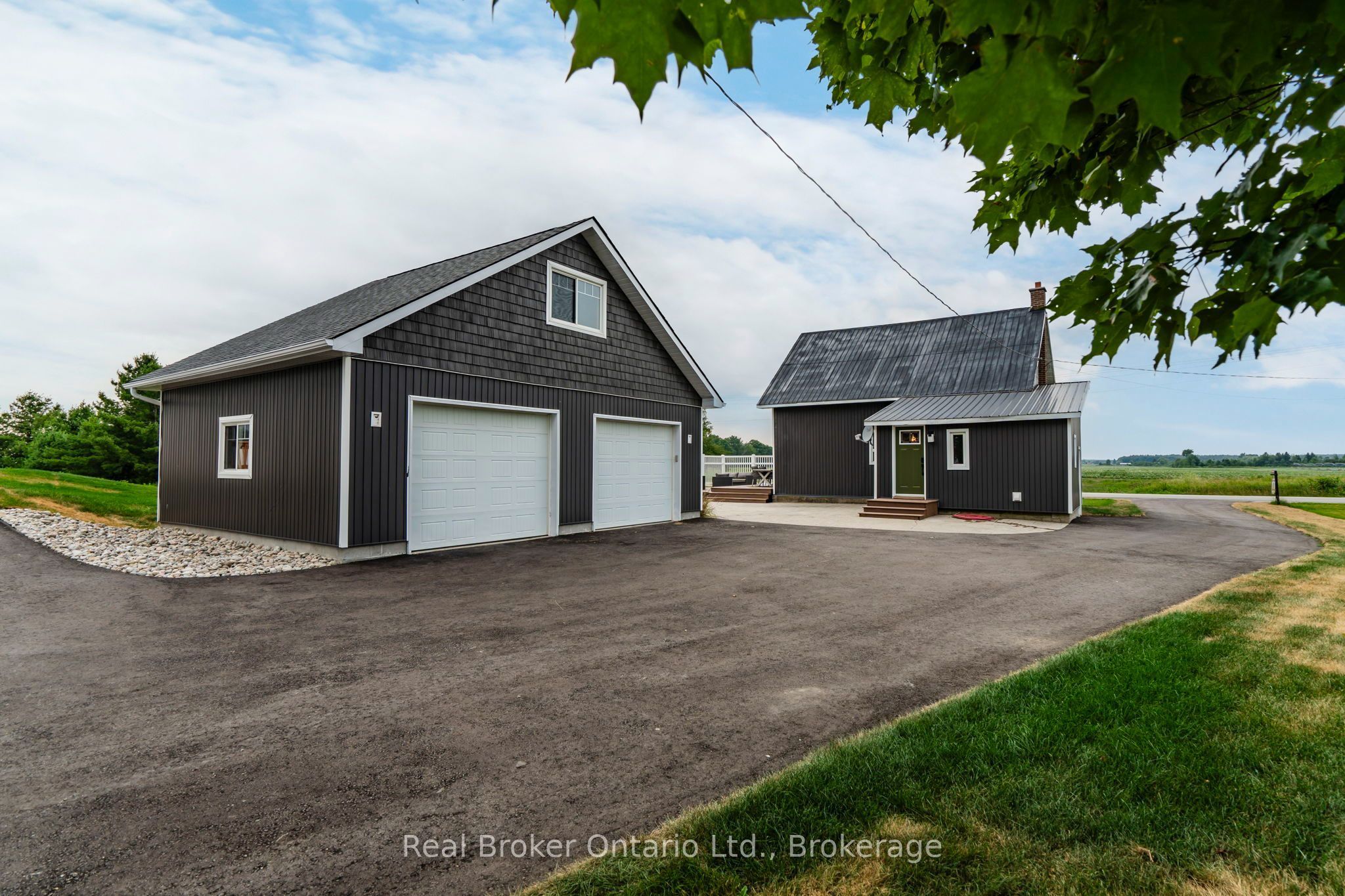 597 Lafontaine Road W Property Photo 22