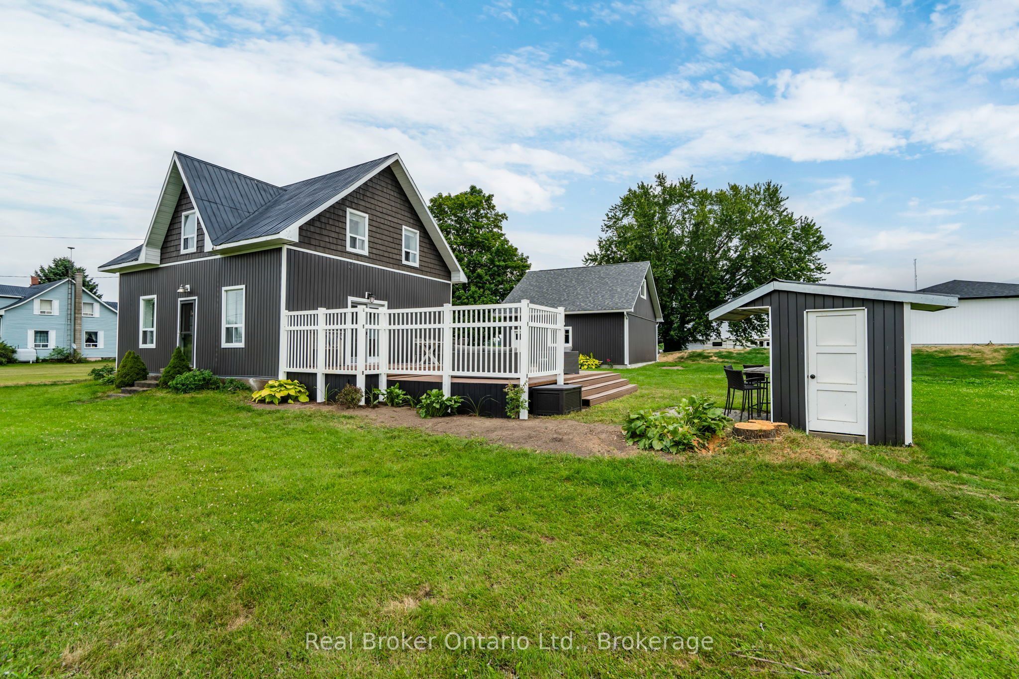 597 Lafontaine Road W Property Photo 23
