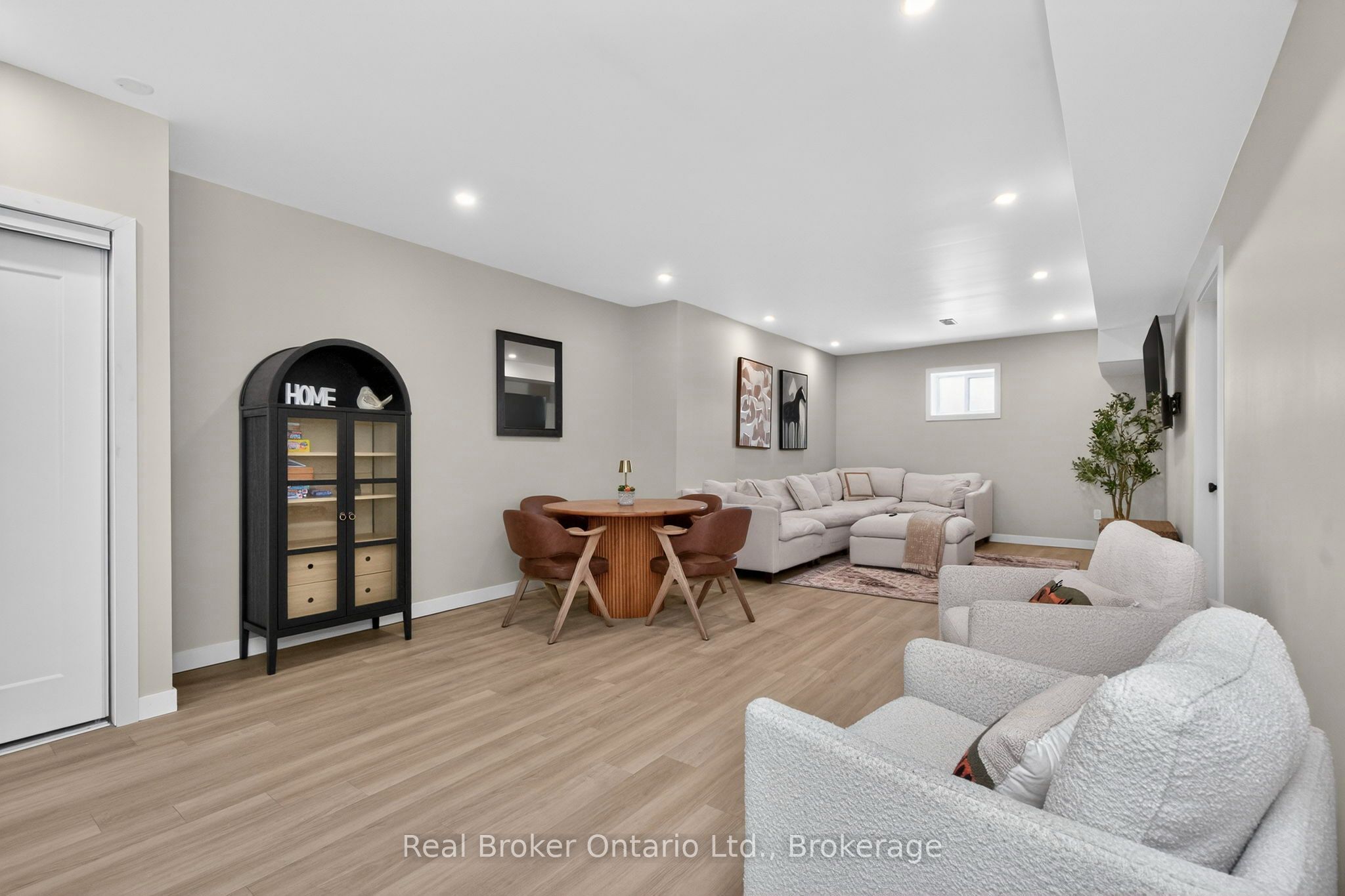 597 Lafontaine Road W Property Photo 42