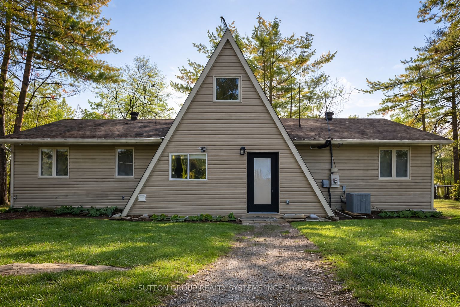 7701 Doner Drive Property Photo 2