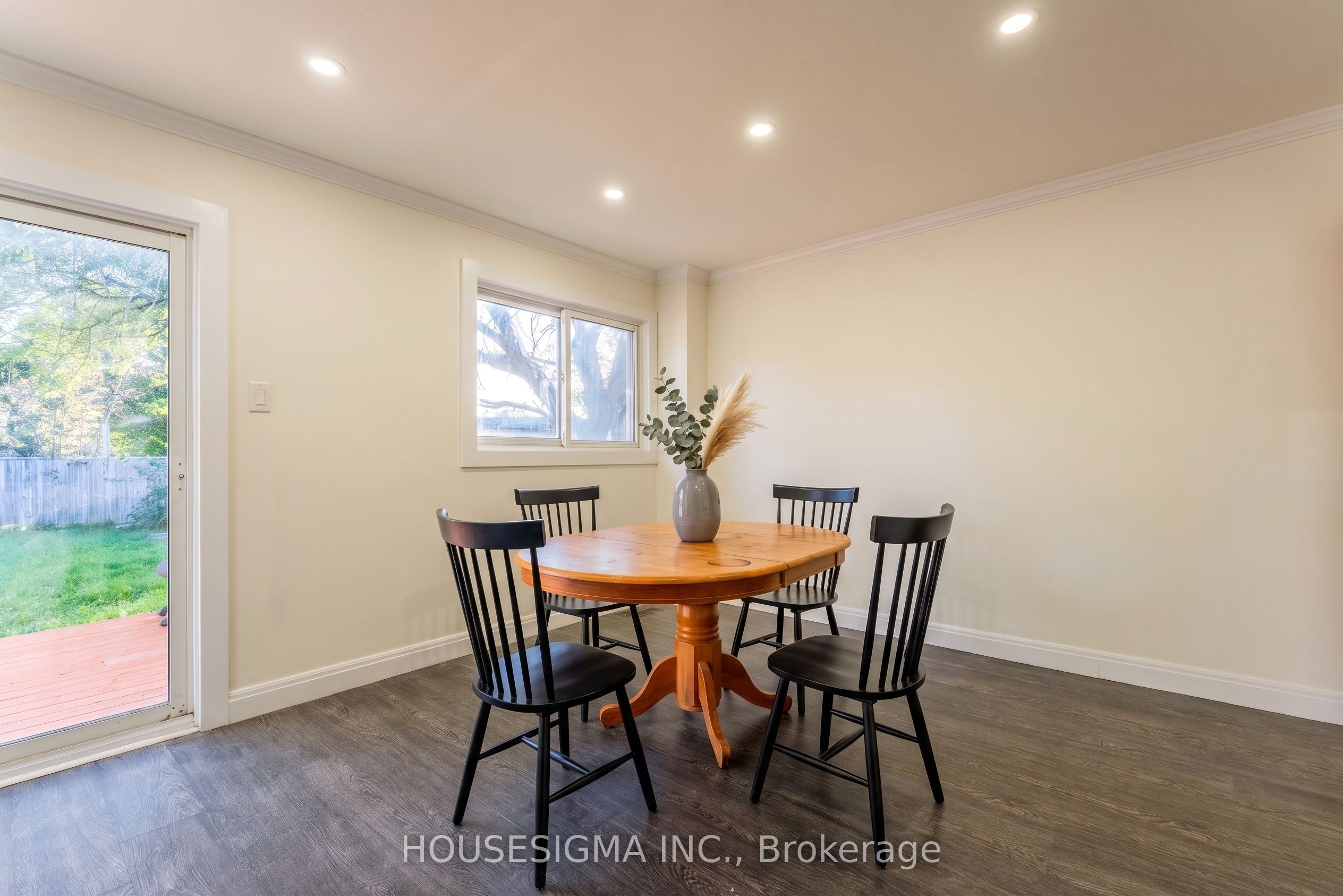 33b College Crescent Property Photo 11