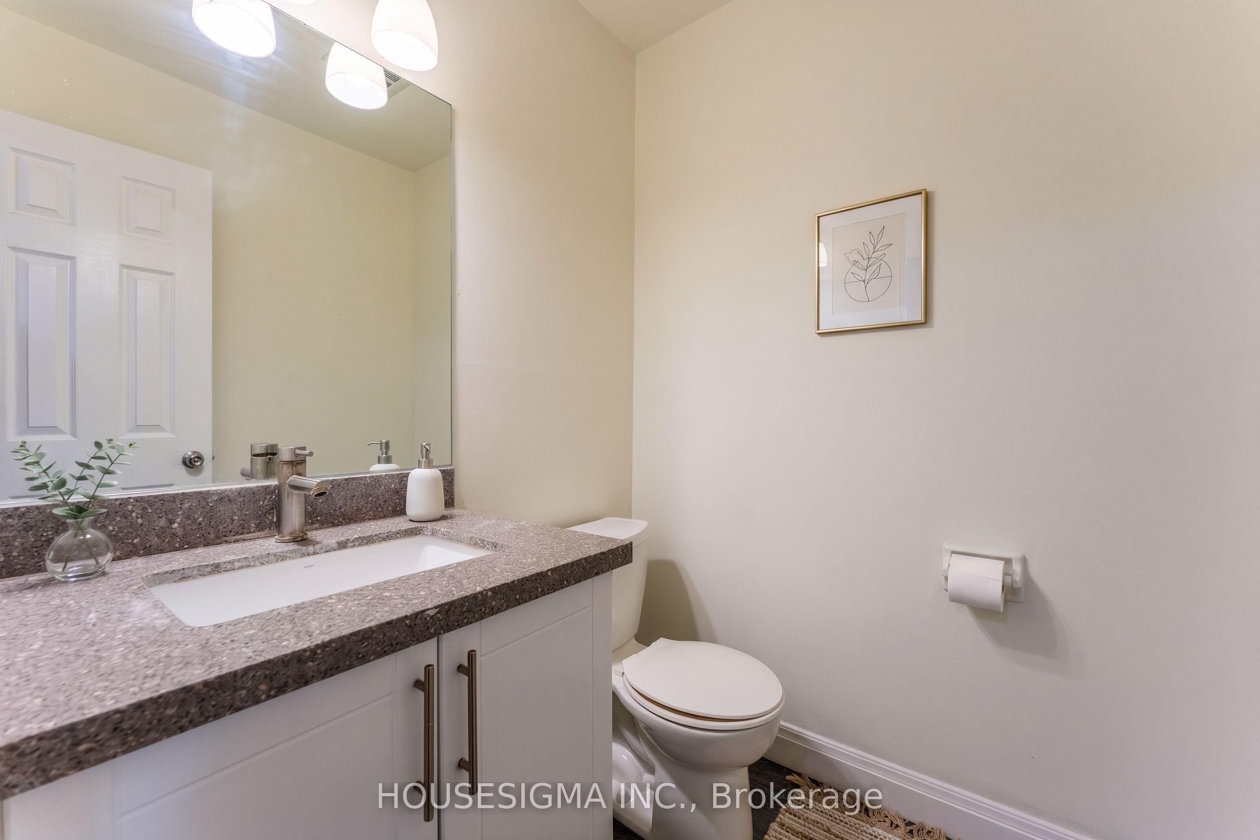33b College Crescent Property Photo 14