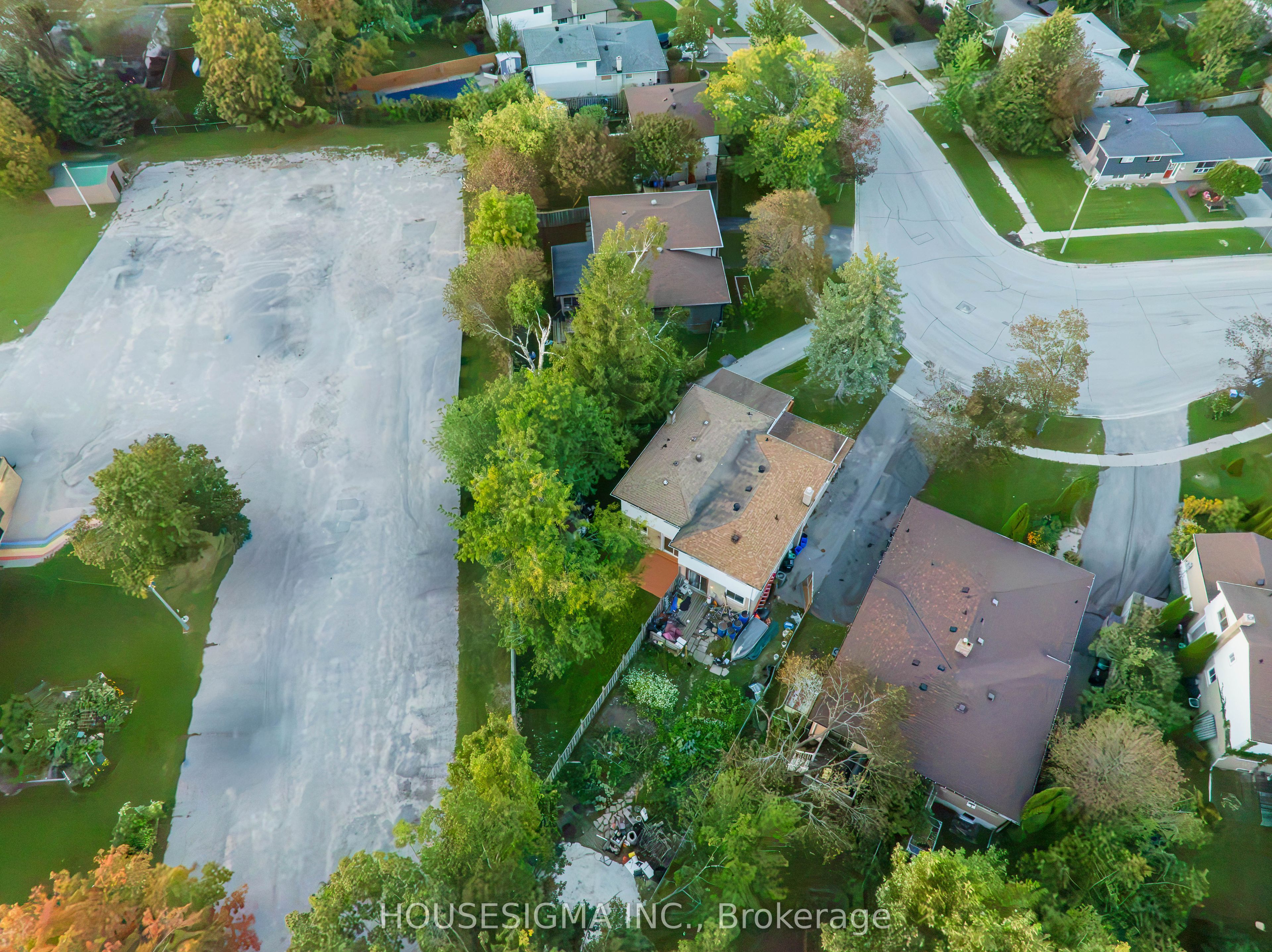33b College Crescent Property Photo 28