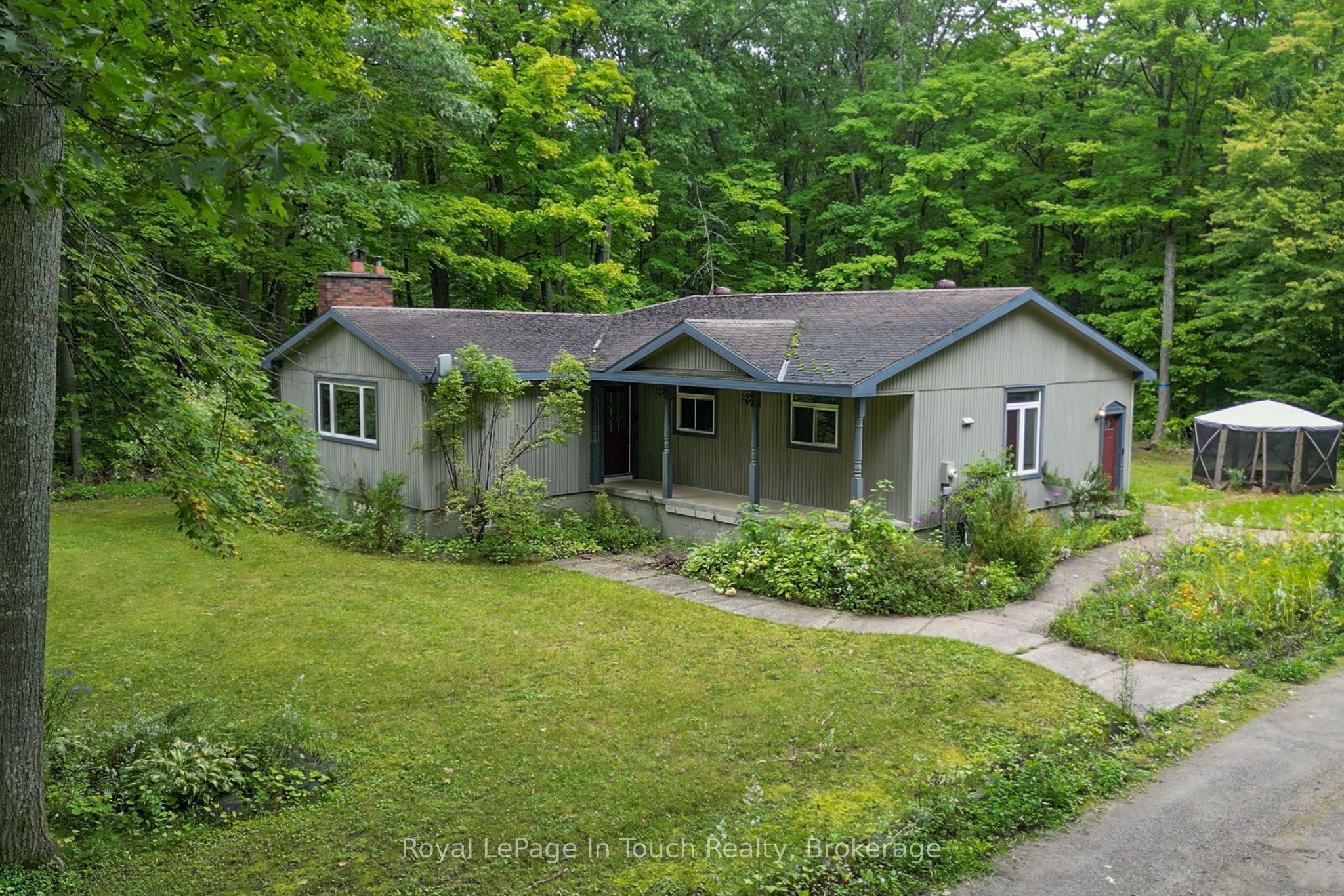 1749 Gratrix Road Property Photo 1