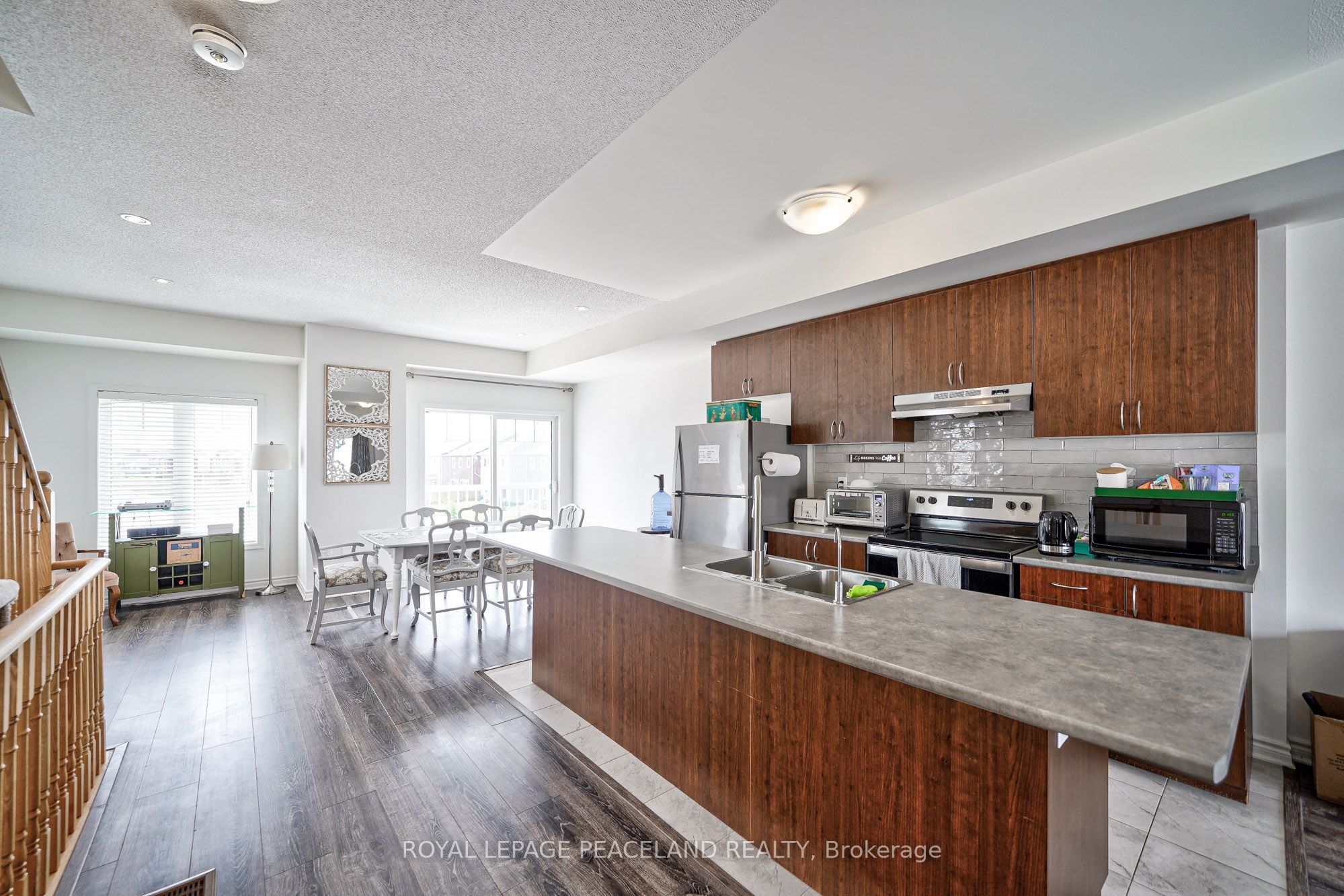 59 Shelburne Avenue Property Photo 24