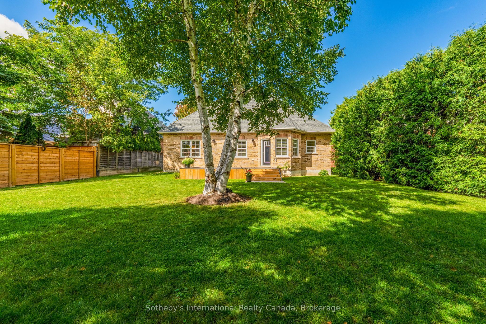 75 Edward Street E Property Photo 4