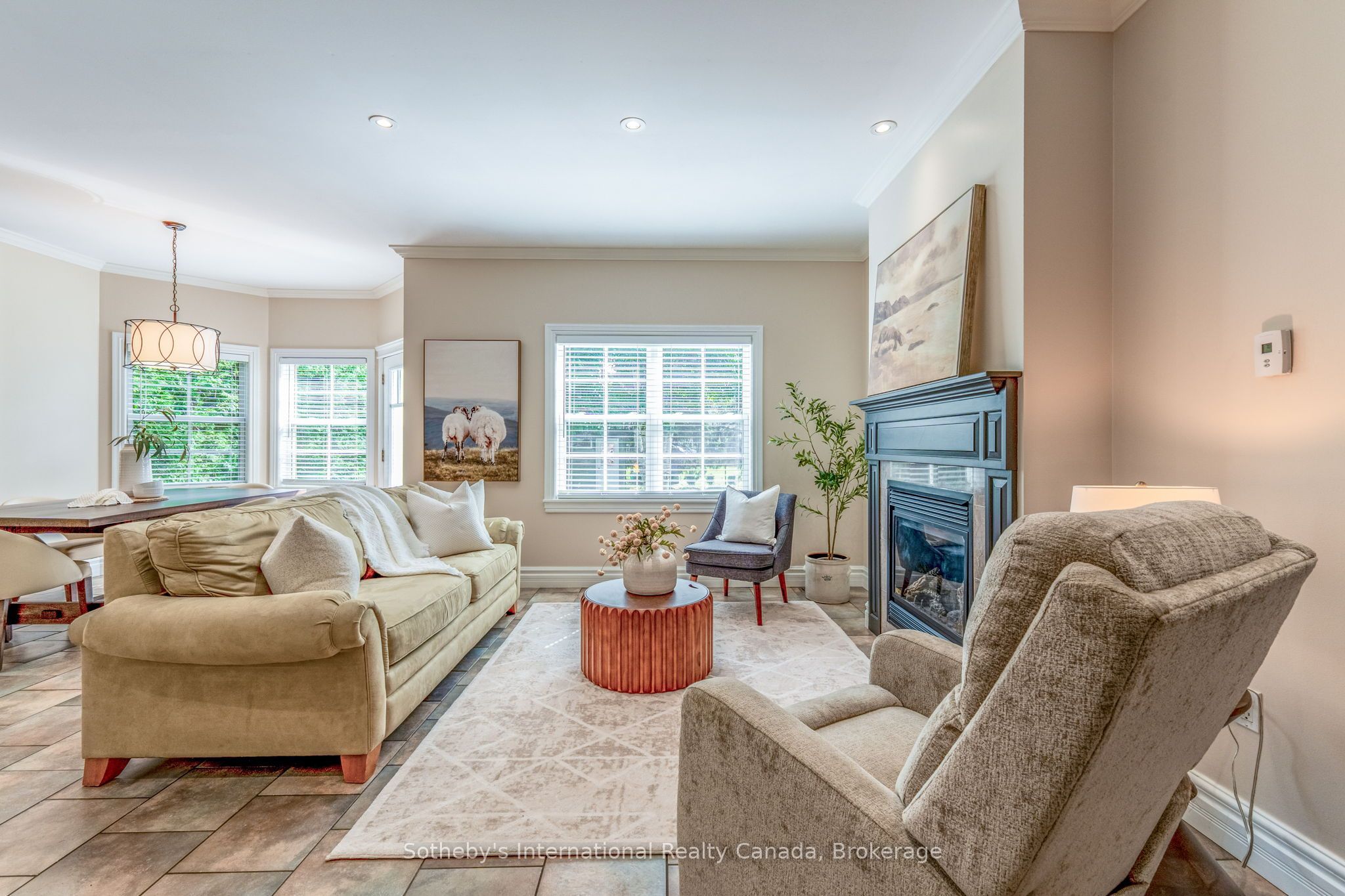 75 Edward Street E Property Photo 9