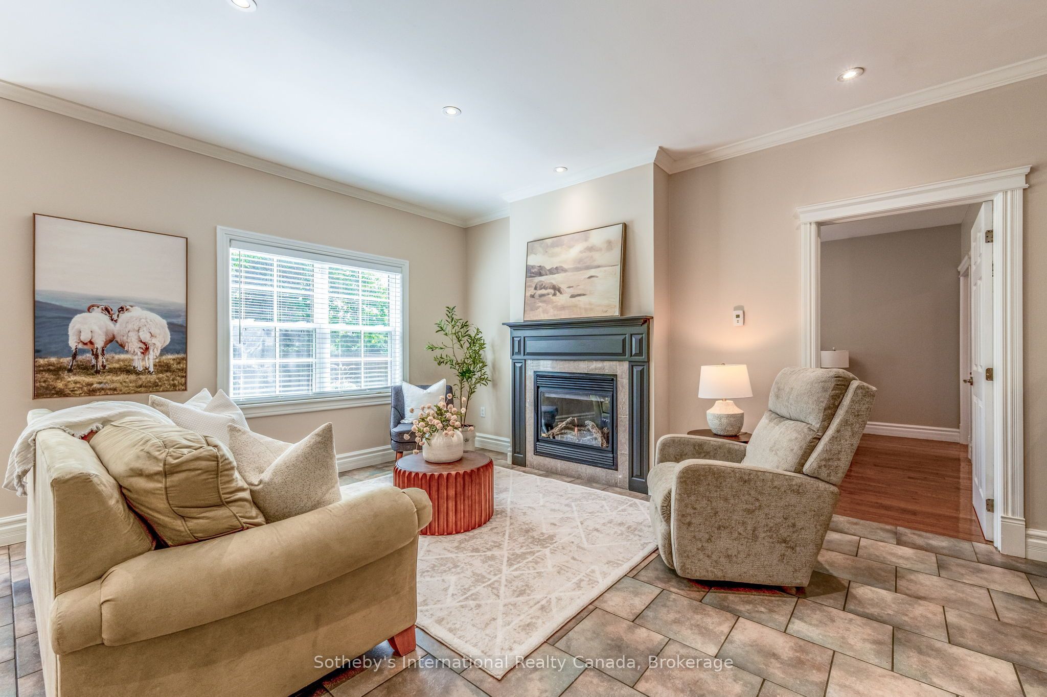 75 Edward Street E Property Photo 10