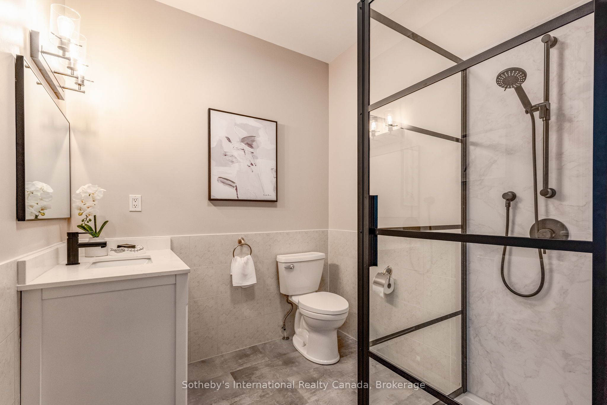 75 Edward Street E Property Photo 23