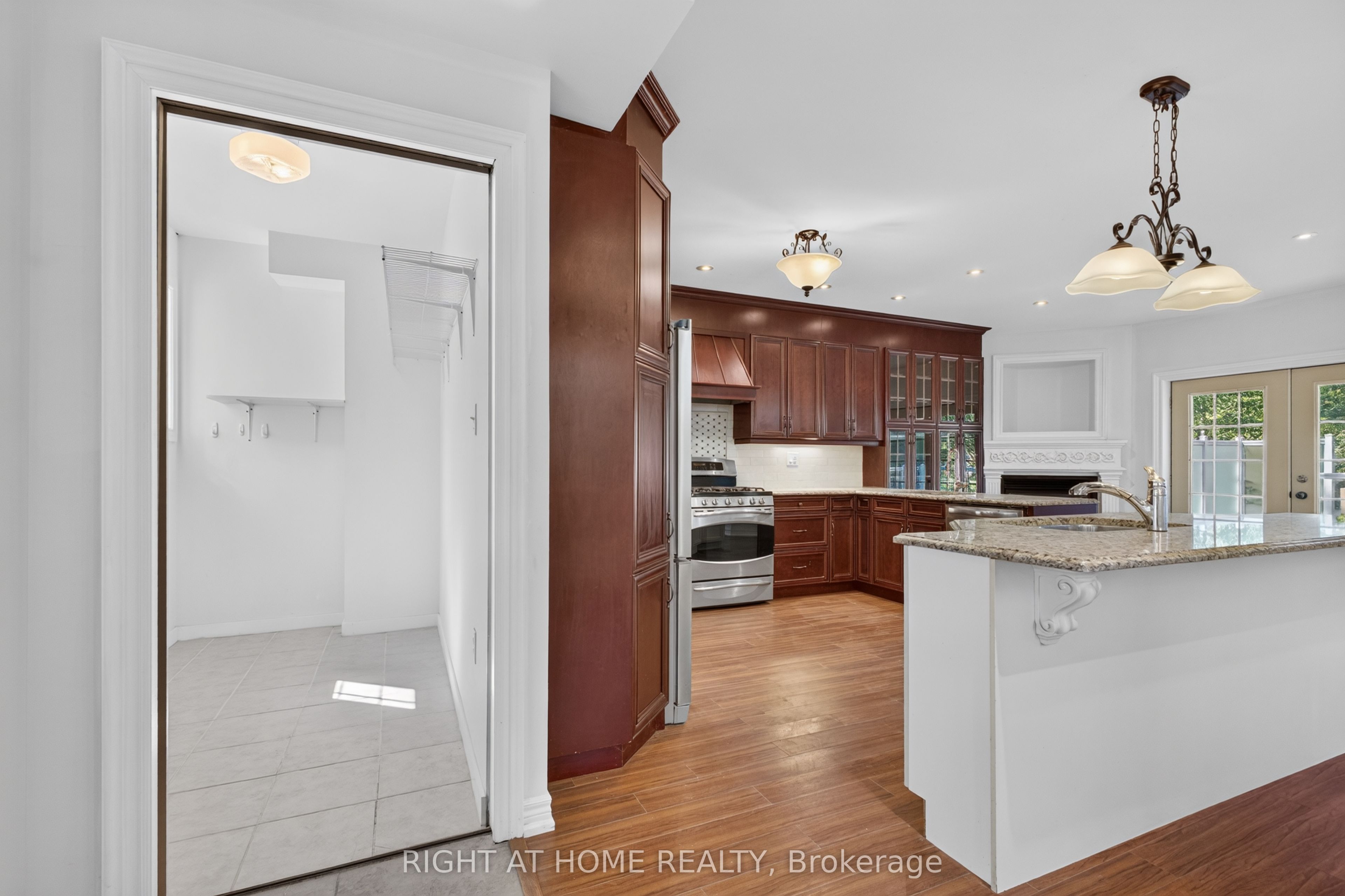 20 Holgate Street Property Photo 9