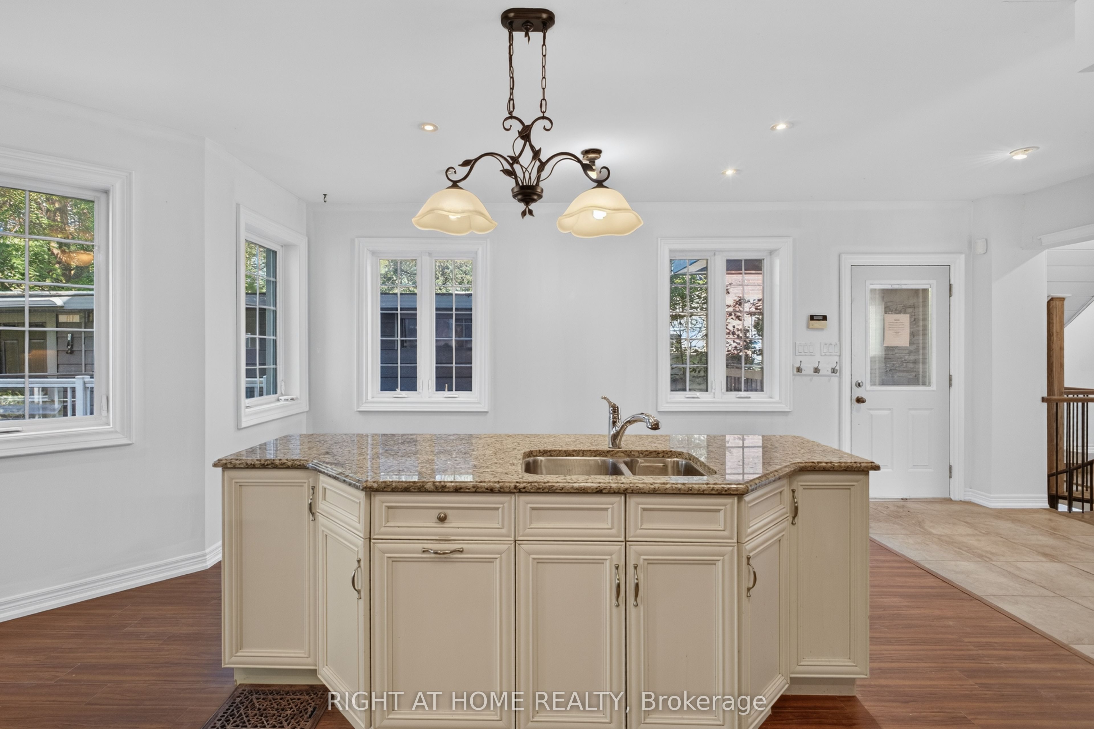 20 Holgate Street Property Photo 13
