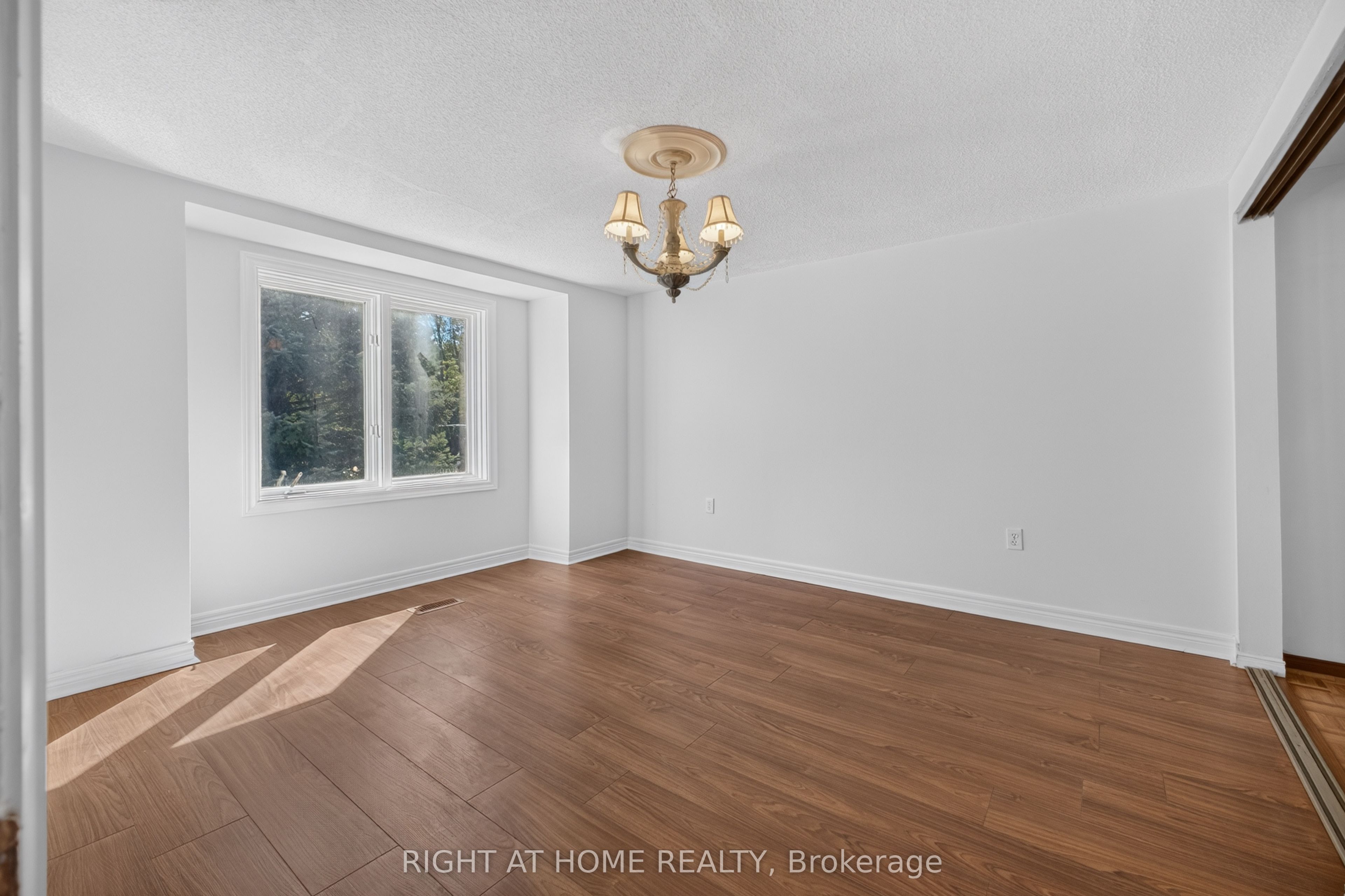 20 Holgate Street Property Photo 25