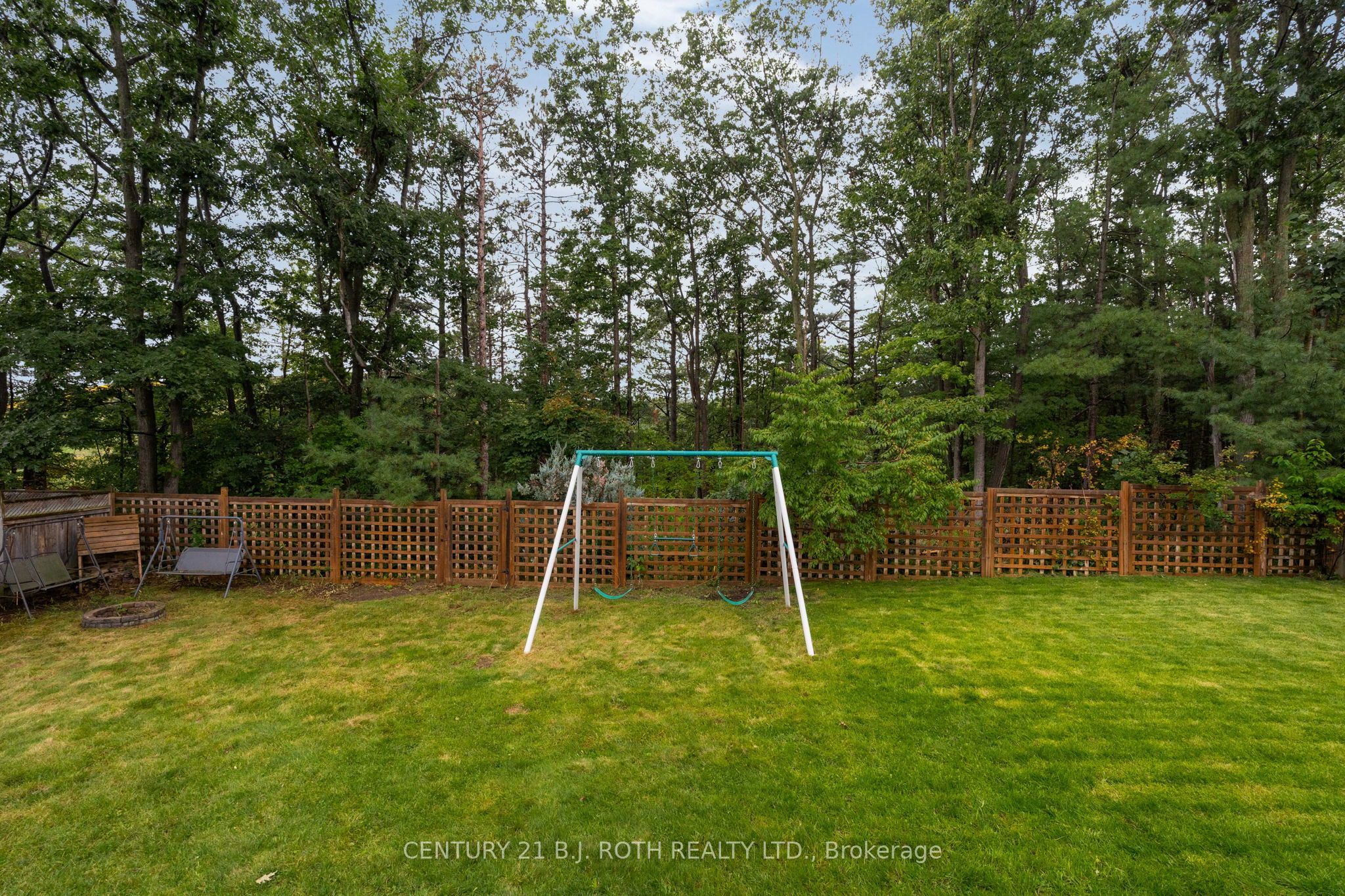 131 Browning Trail Property Photo 32