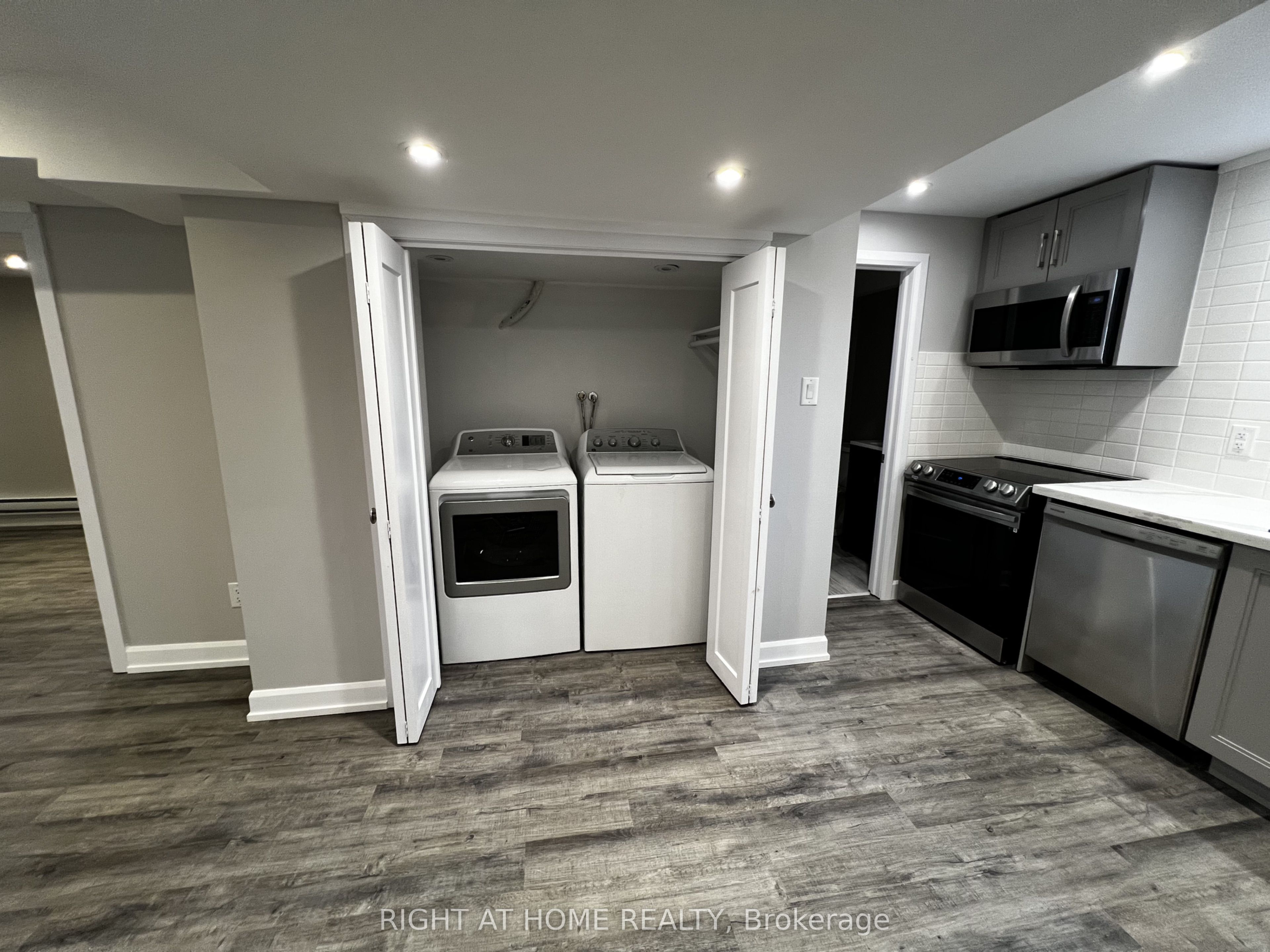 205 Cardinal Street Lower Property Photo 6