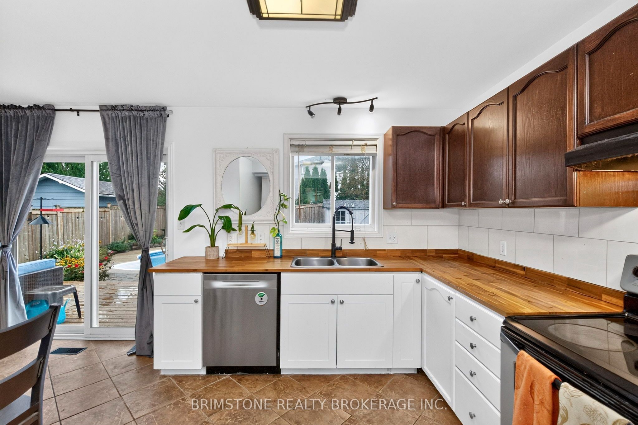 32 Wessenger Drive Property Photo 10