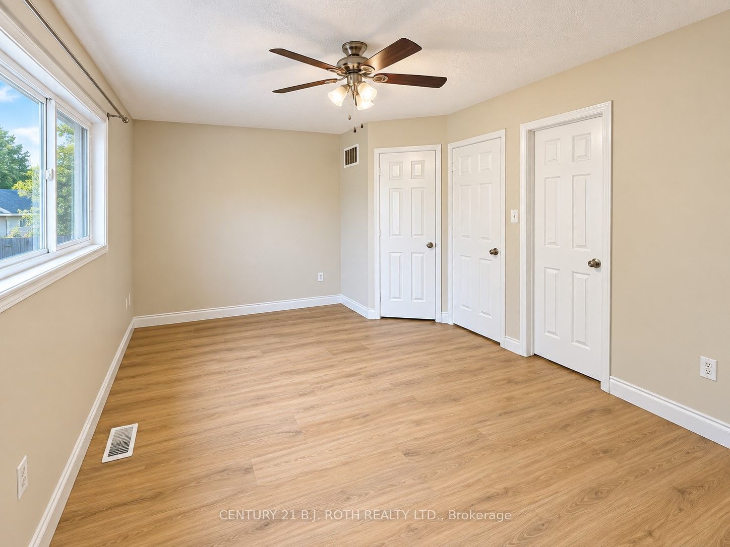 397 Ferndale Drive S Property Photo 12