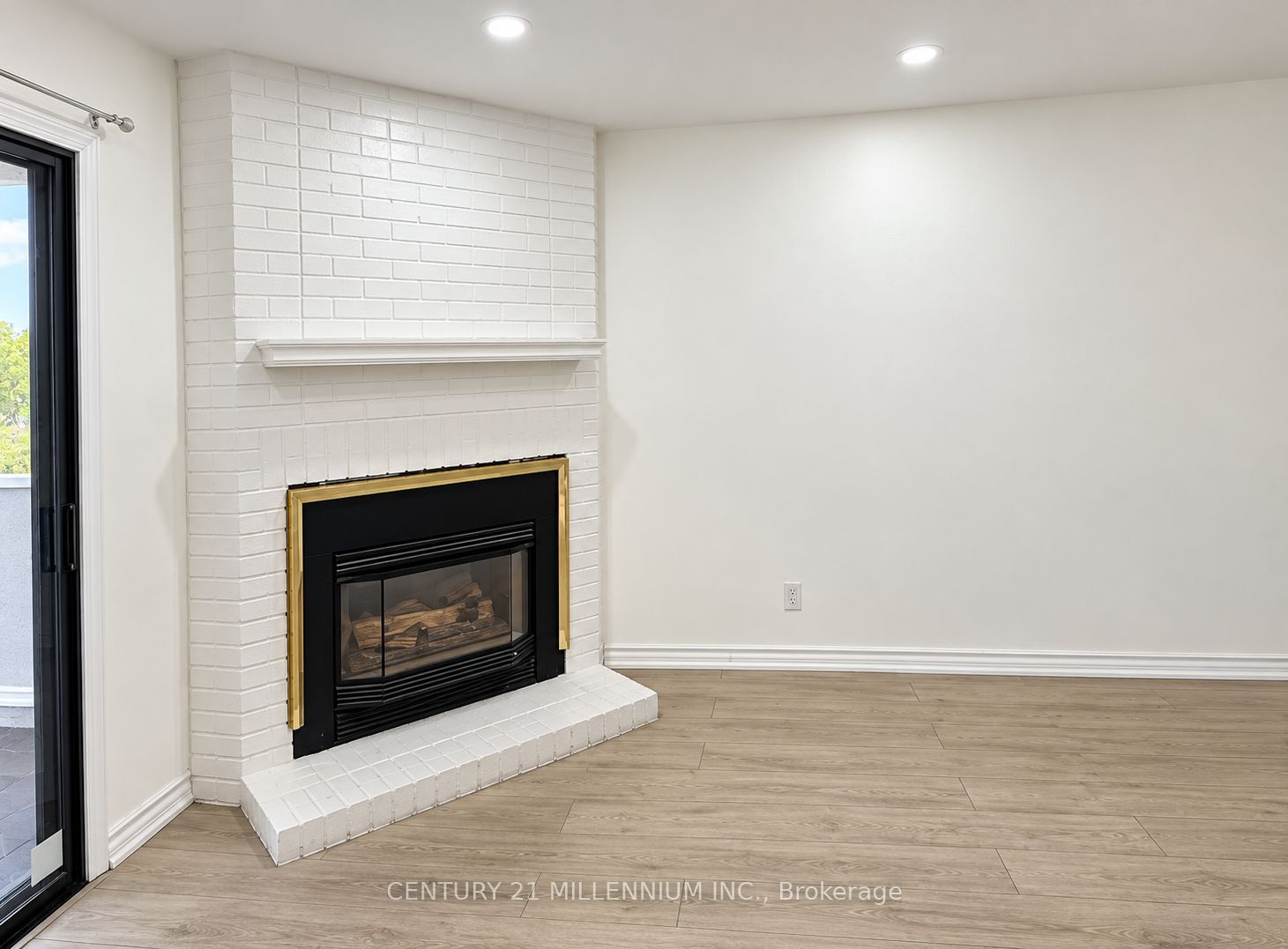 6 Carruthers Crescent Property Photo 5