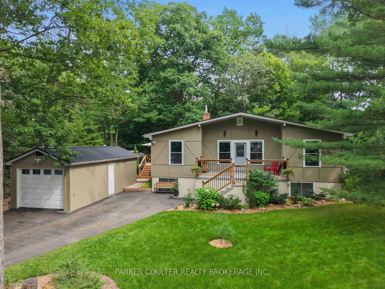 11 Duquette Court Property Photo 1