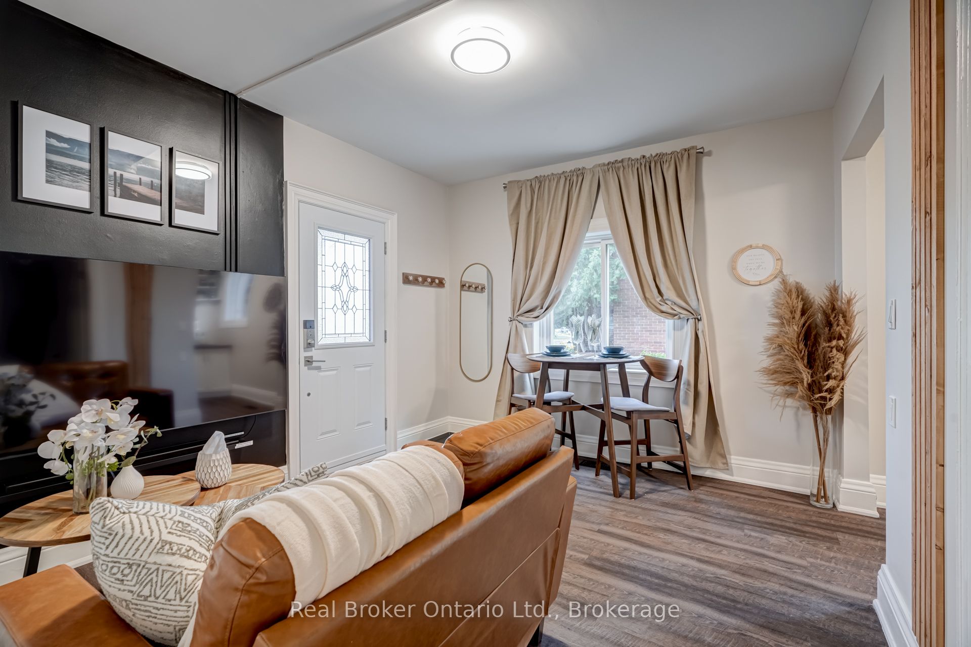 66 Nottawasaga Street Property Photo 4