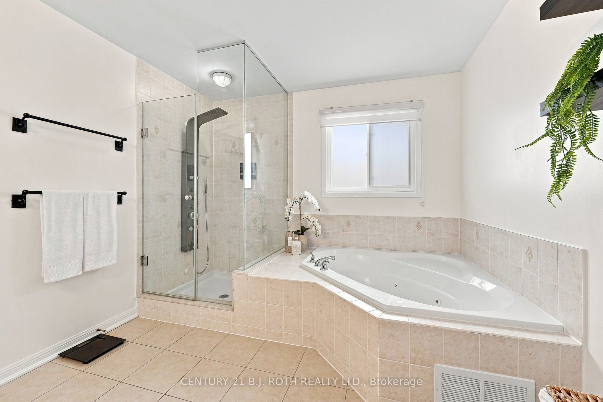 134 Sandringham Drive Property Photo 27