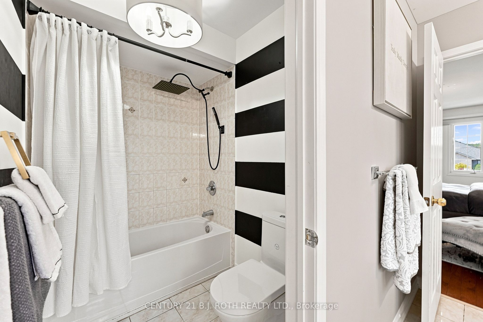 134 Sandringham Drive Property Photo 31