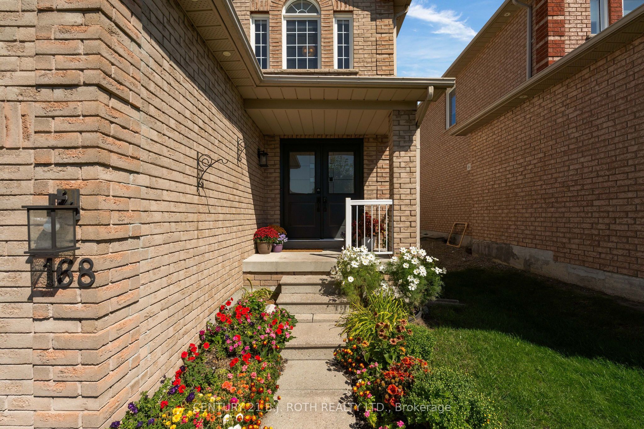 168 Cunningham Drive Property Photo 3