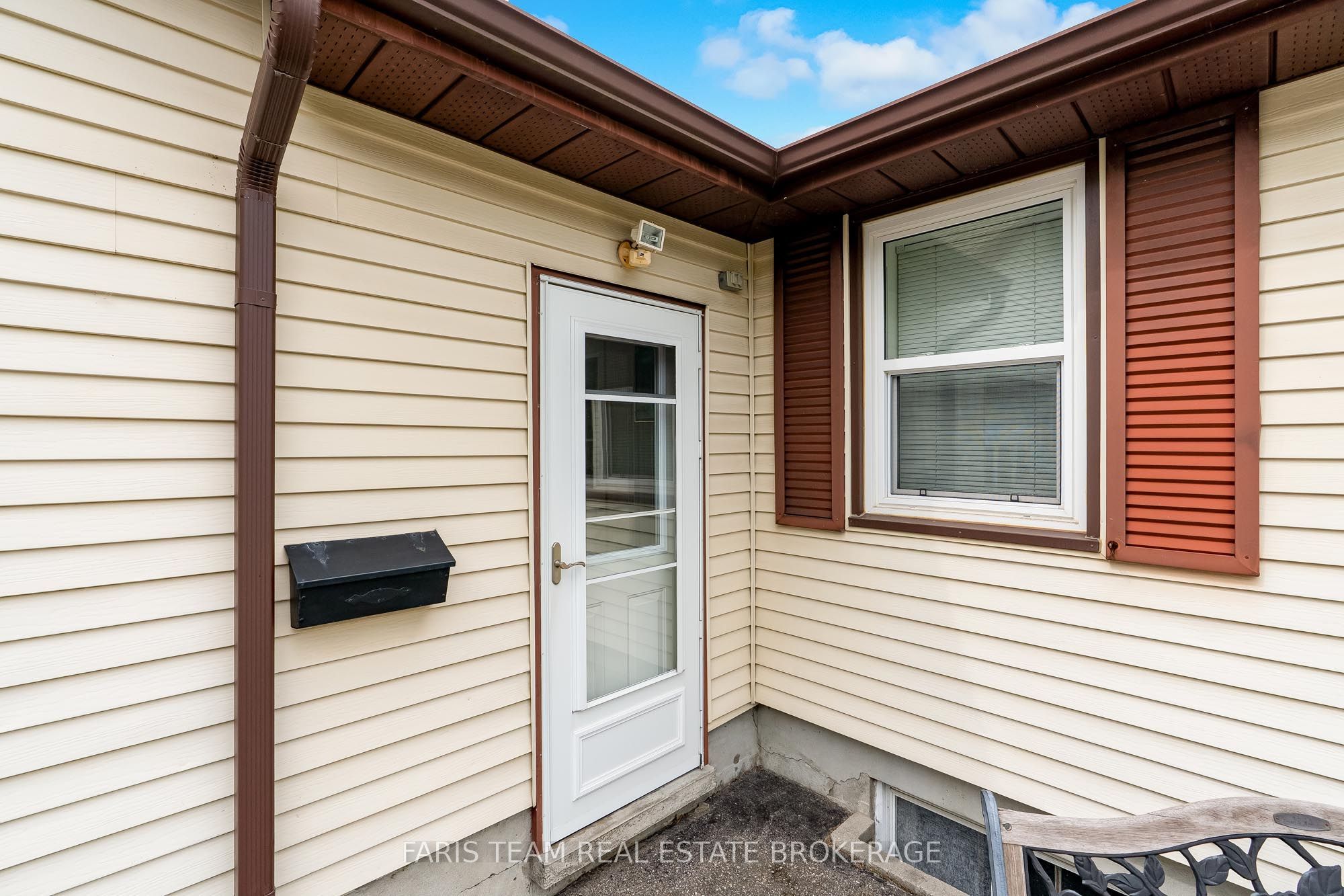 207 Warnica Road Property Photo 5