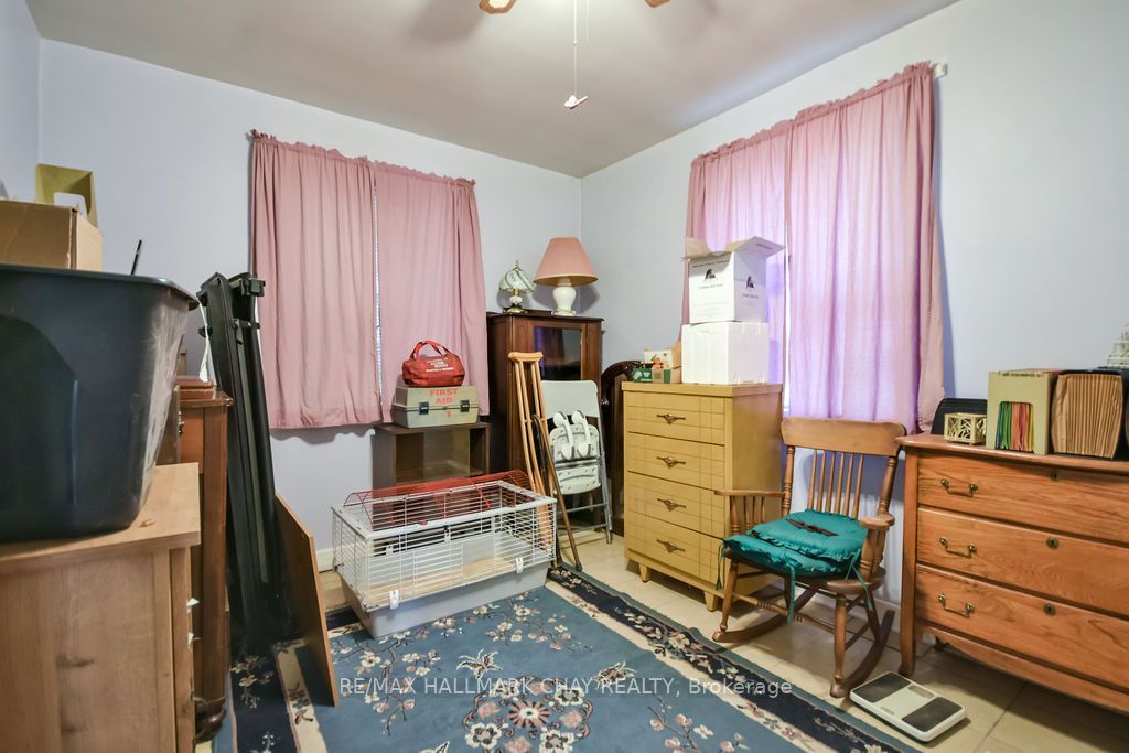 168 Anne Street S Property Photo 15