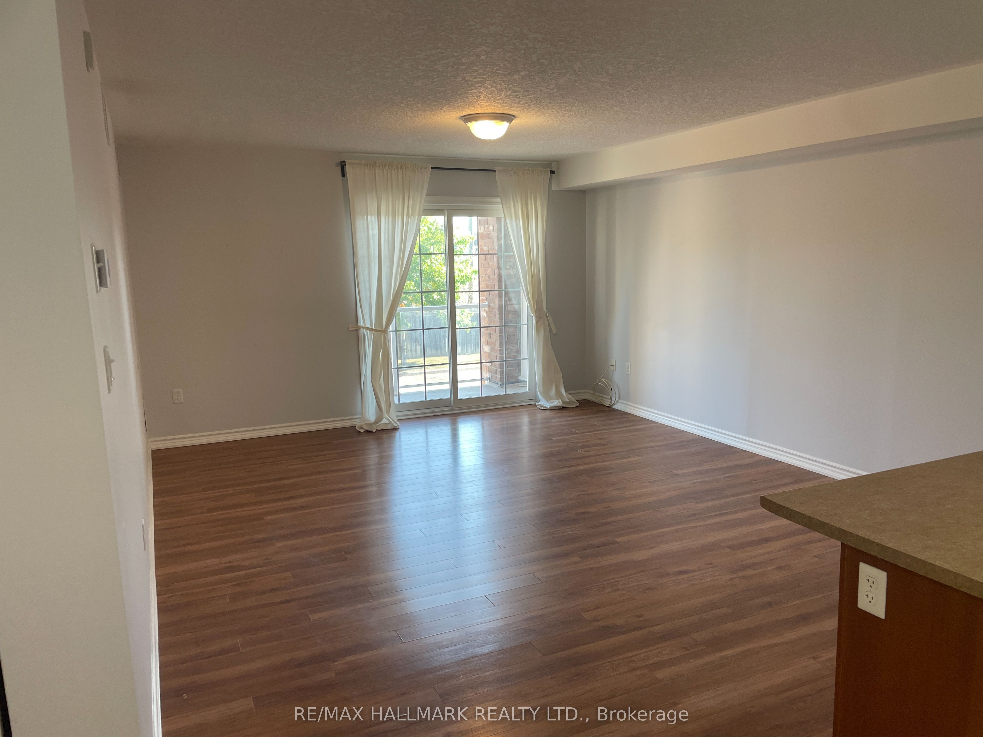 41 Coulter Street 15 Property Photo 6