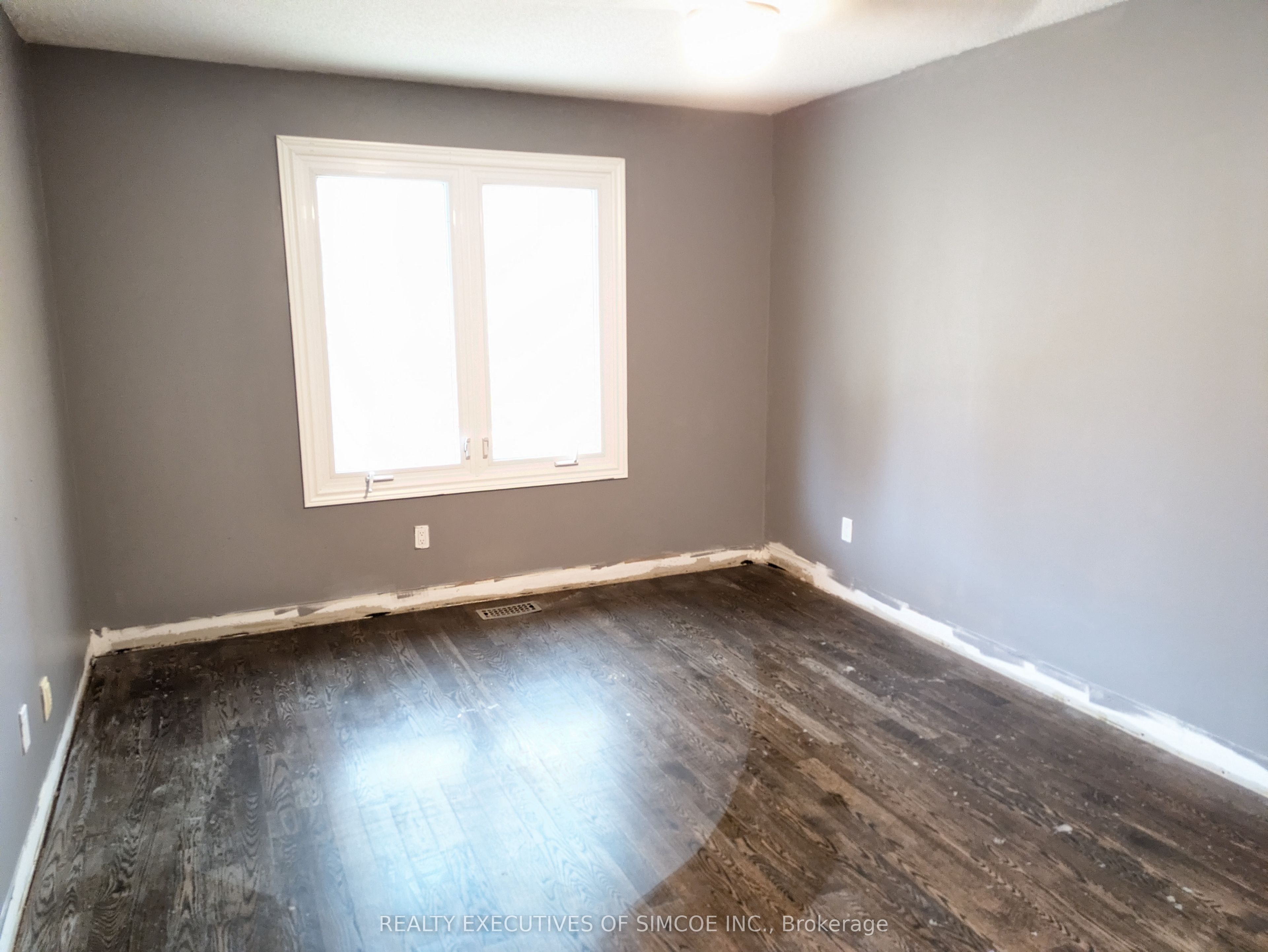 75 James Street Property Photo 11