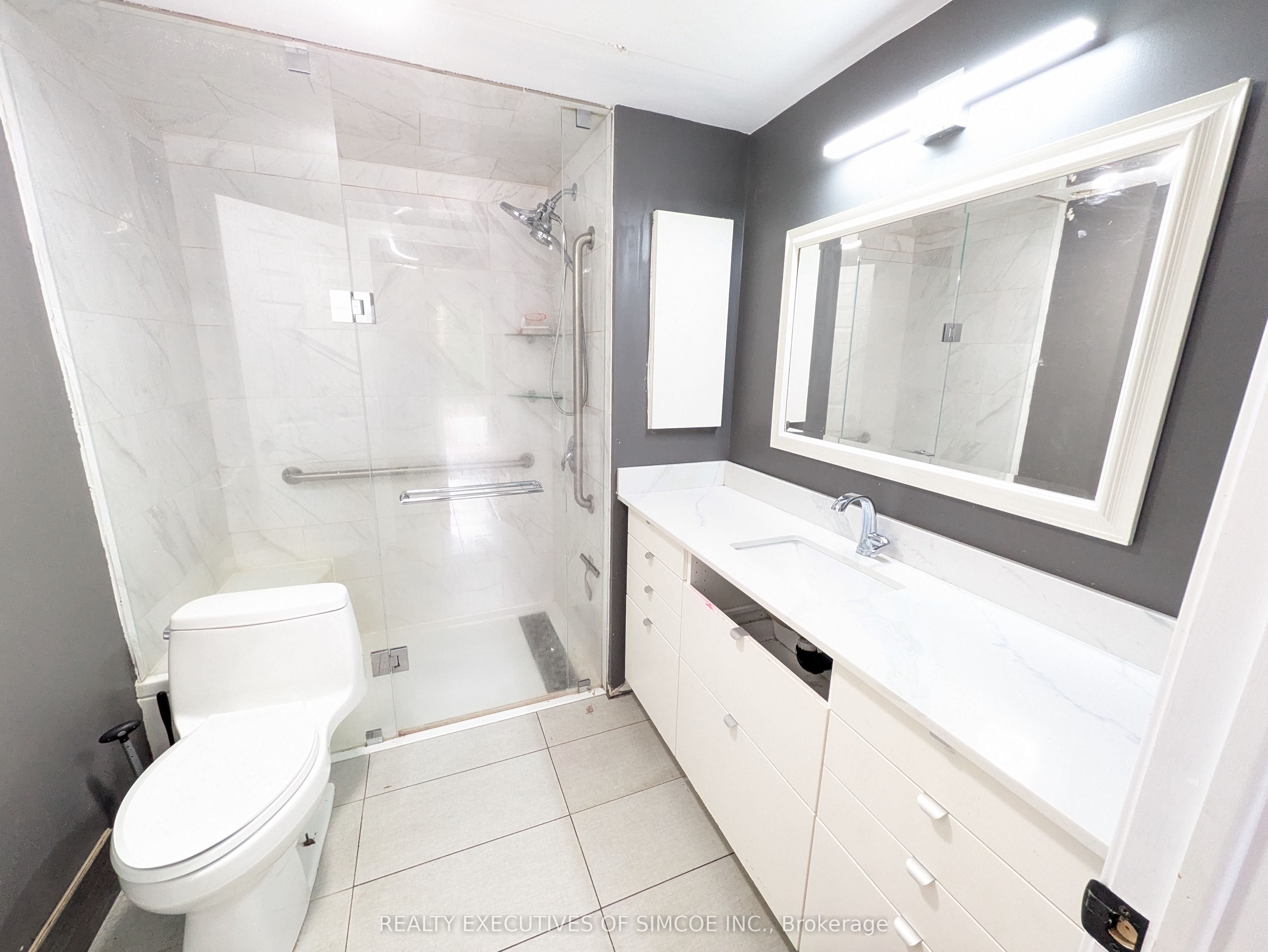 75 James Street Property Photo 12