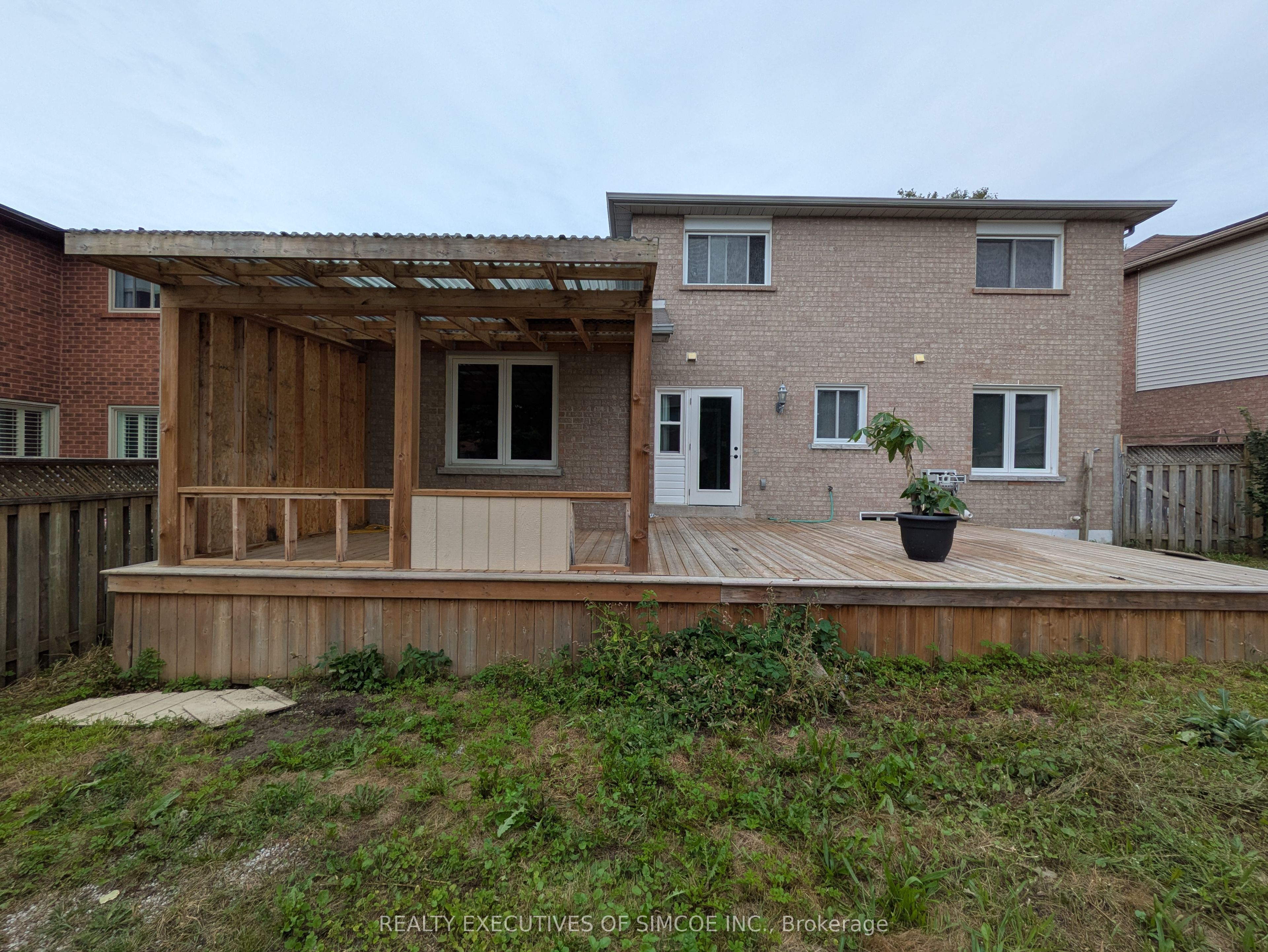 75 James Street Property Photo 22