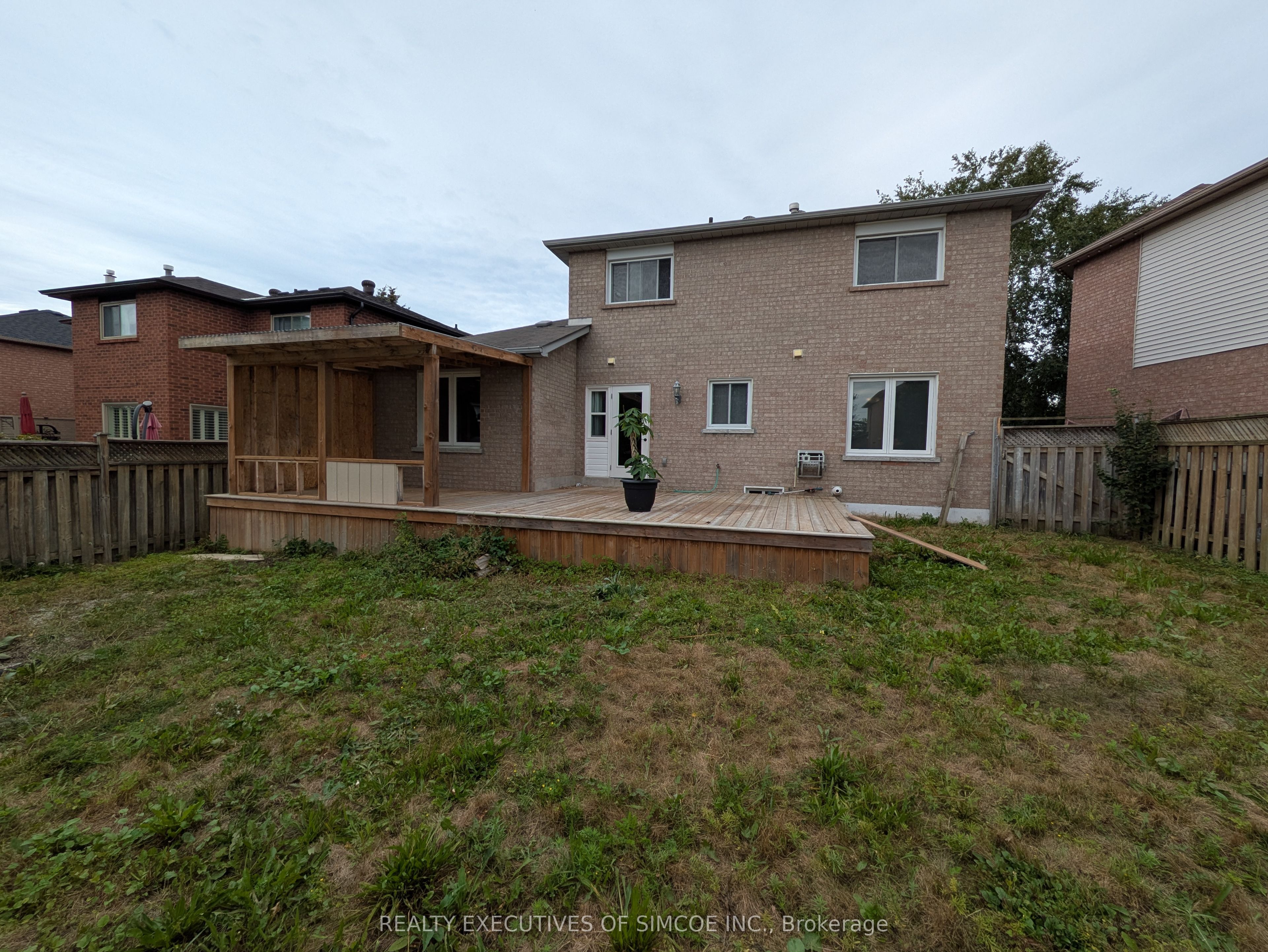 75 James Street Property Photo 23