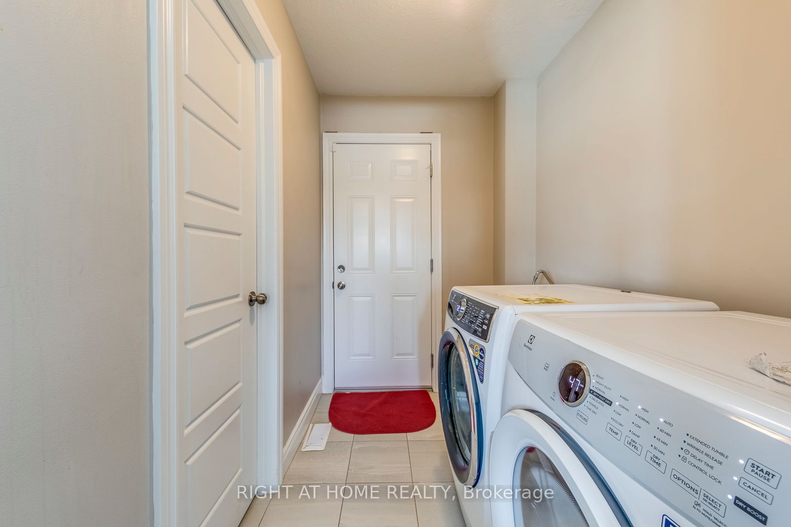 30 Brighton Road Property Photo 19