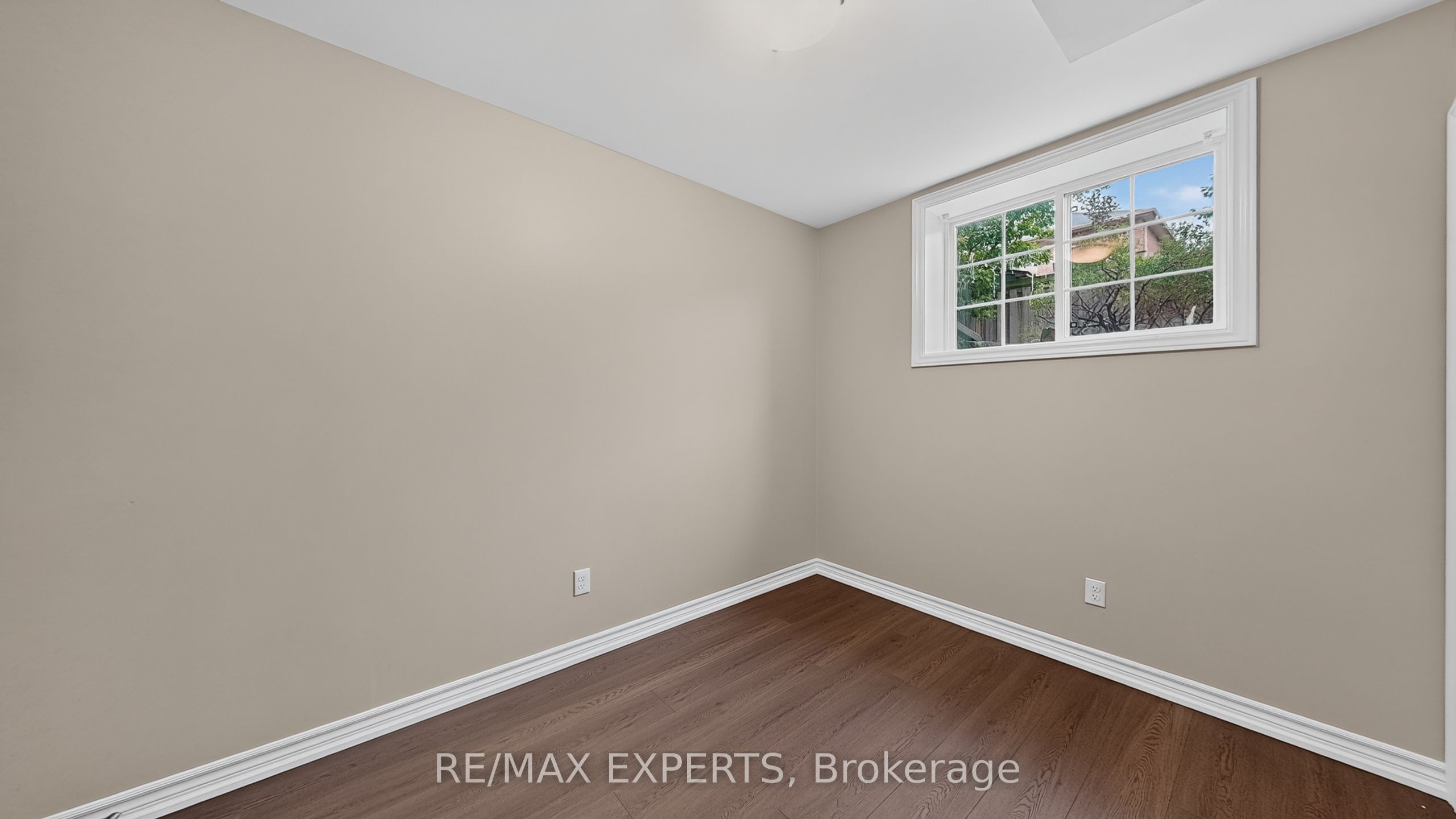 246 Penetanguishene Road 13 Property Photo 5