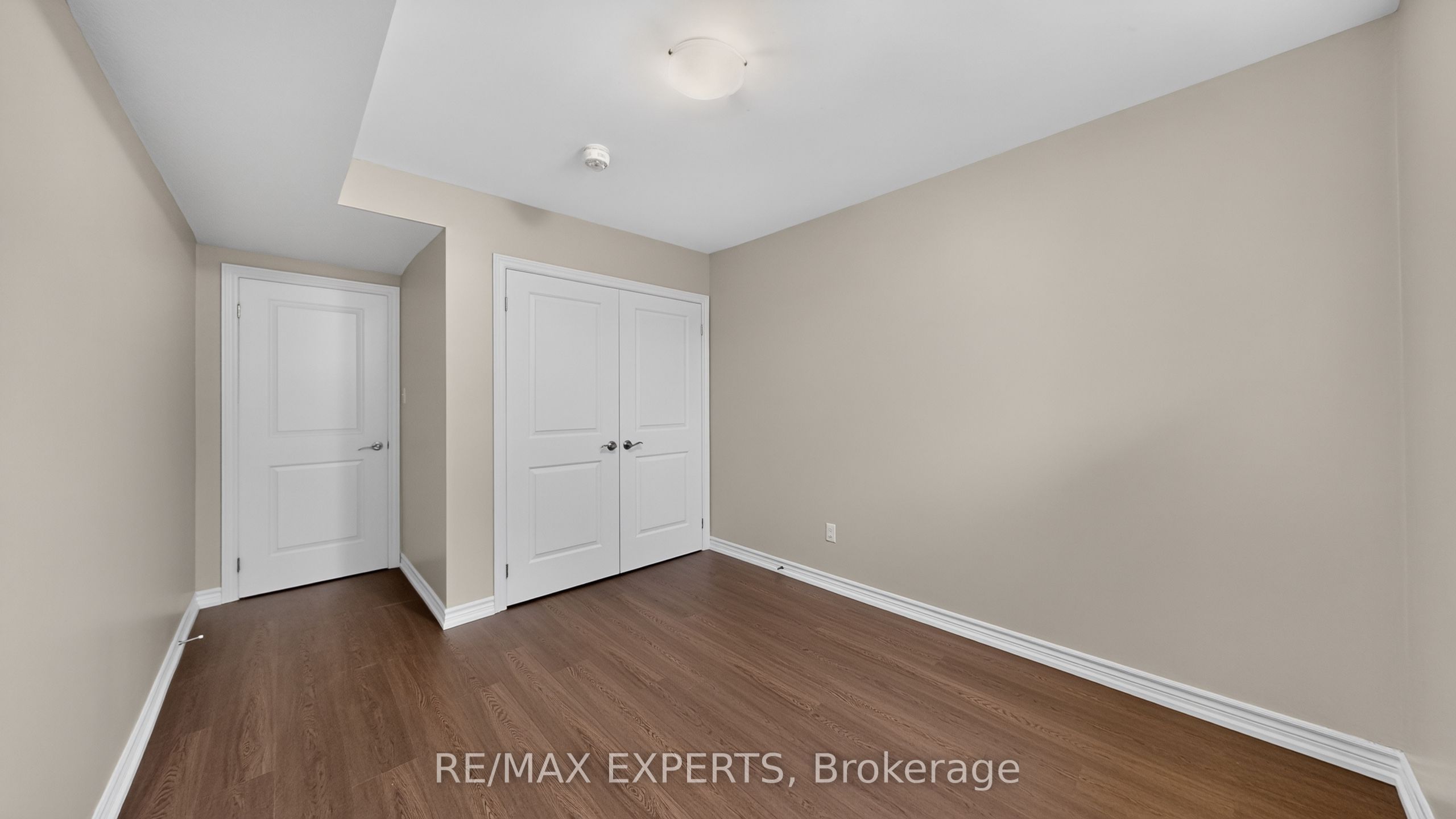 246 Penetanguishene Road 13 Property Photo 19