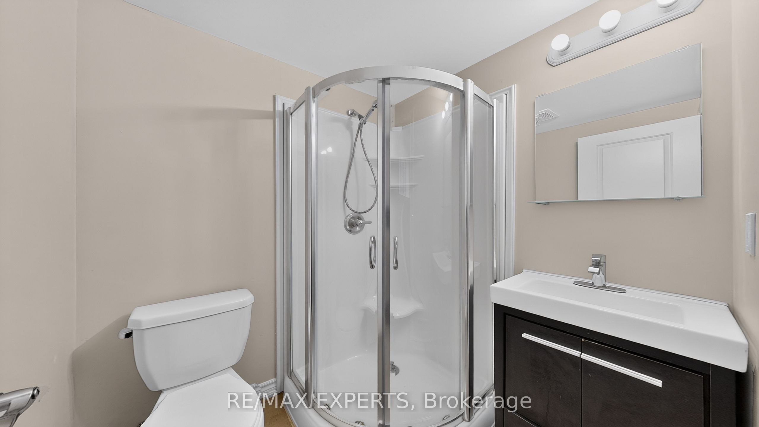 246 Penetanguishene Road 13 Property Photo 20