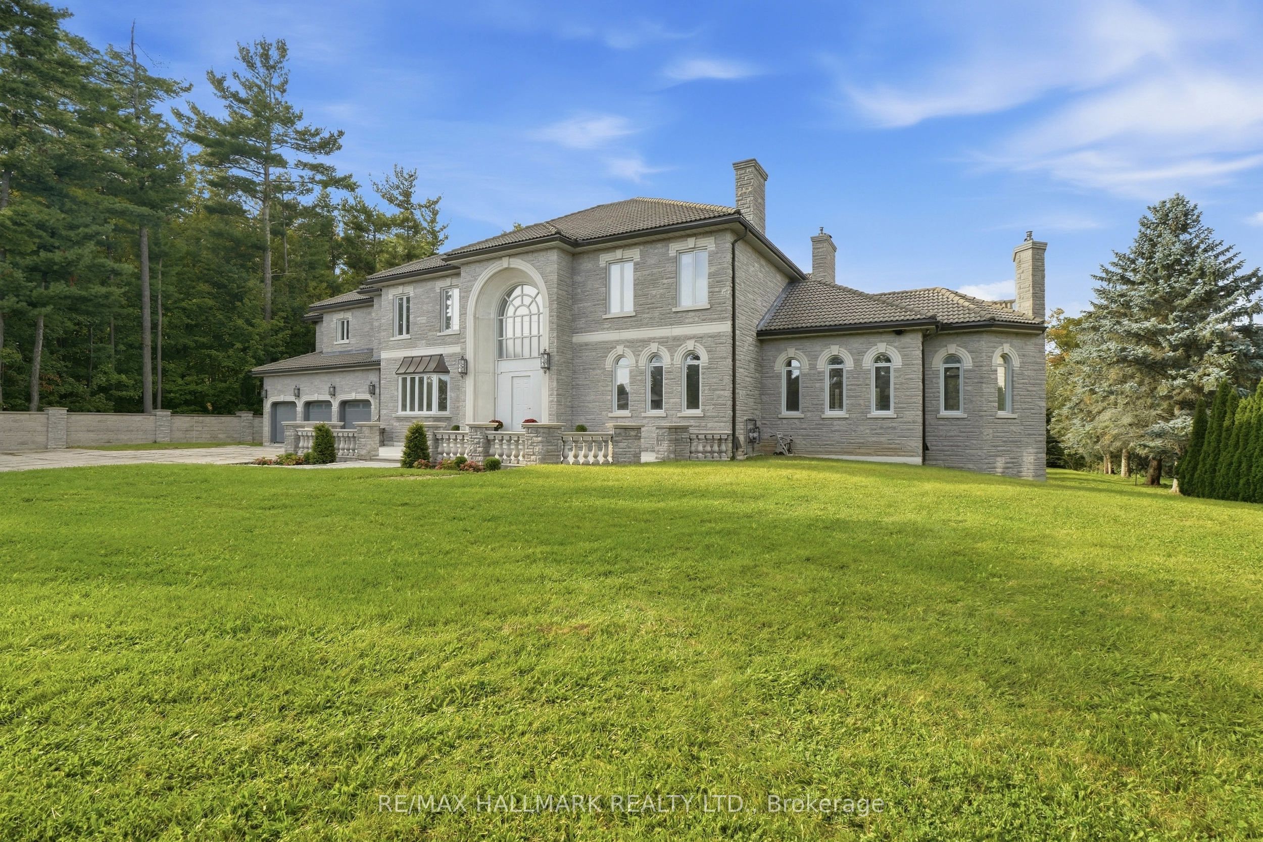 290 Tollendal Mill Road Property Photo 2