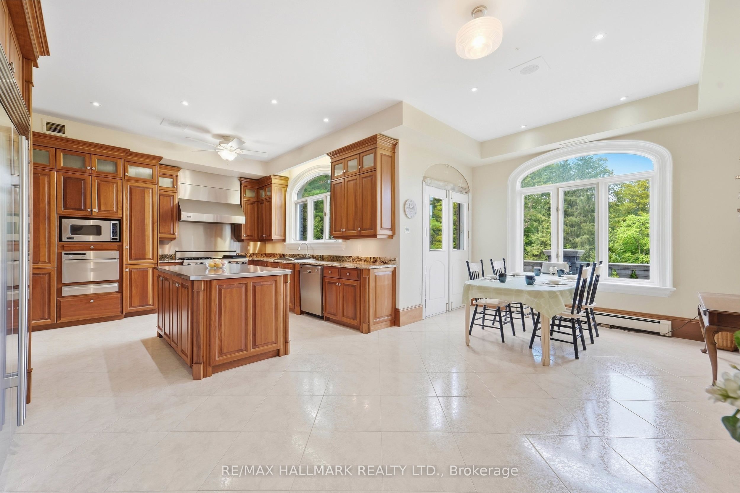 290 Tollendal Mill Road Property Photo 9