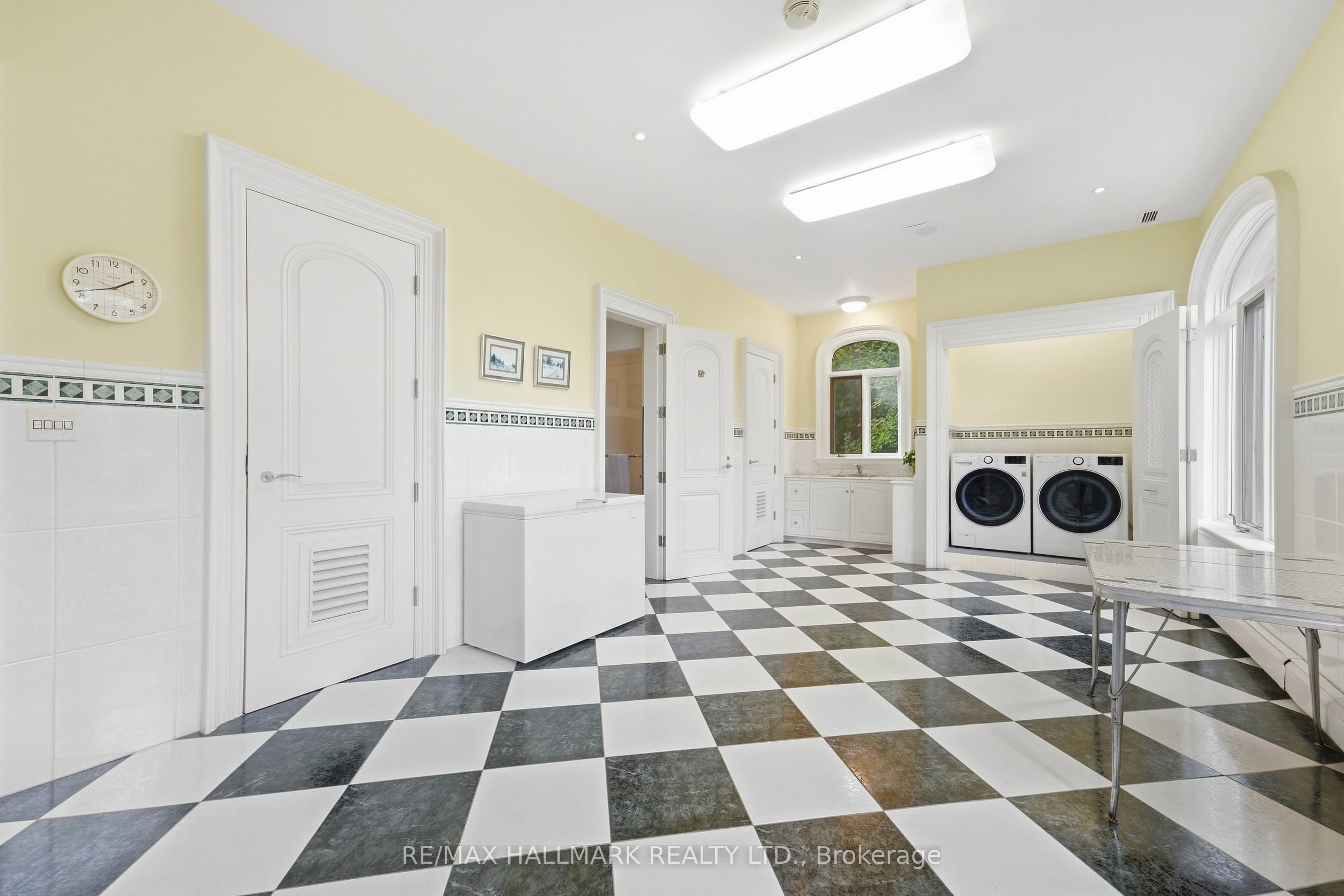 290 Tollendal Mill Road Property Photo 17