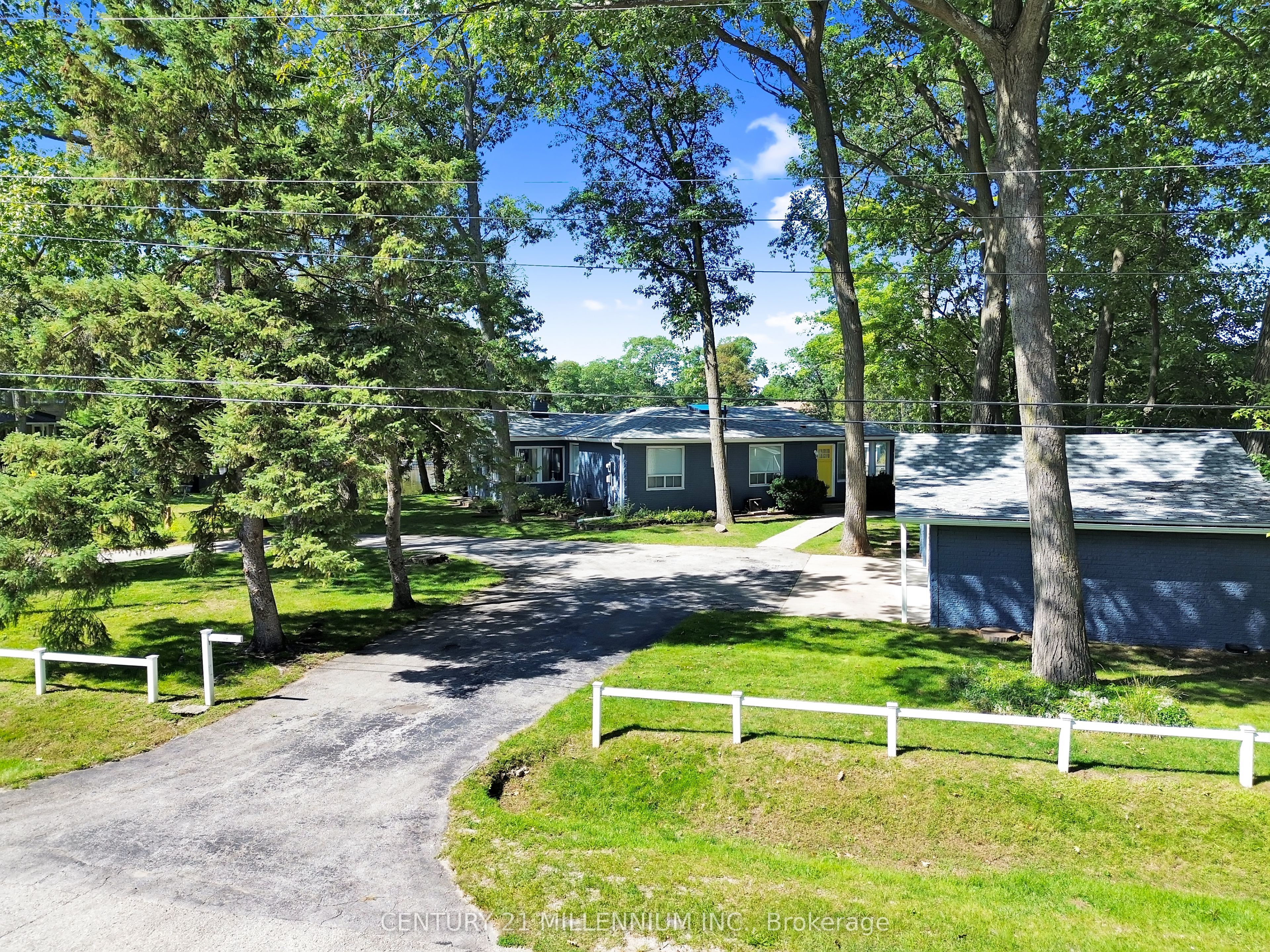 68 Edgewater Road Property Photo 6